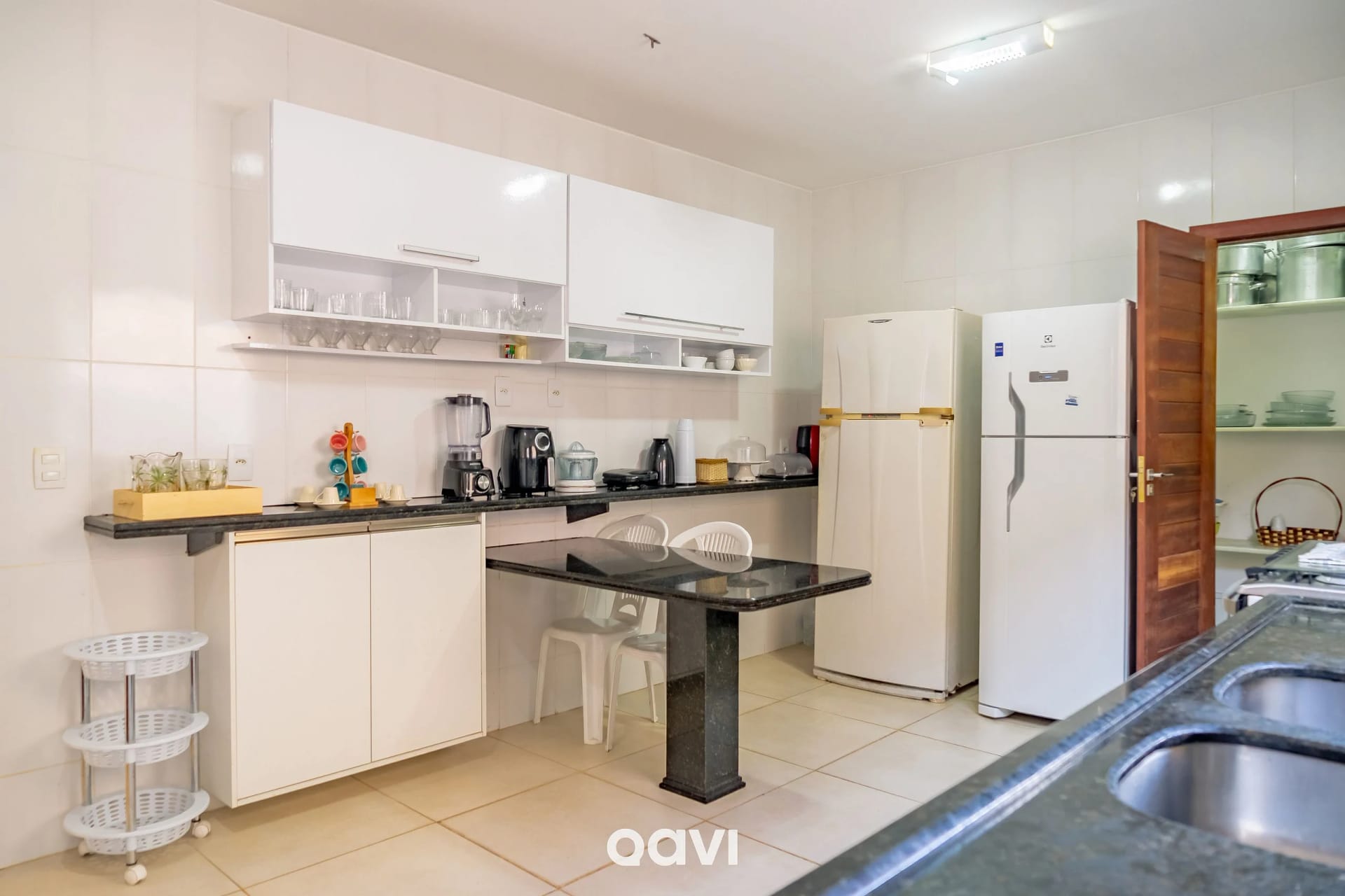 Cocina o kitnet — Casa pé na areia premium Pirangi by Qavi