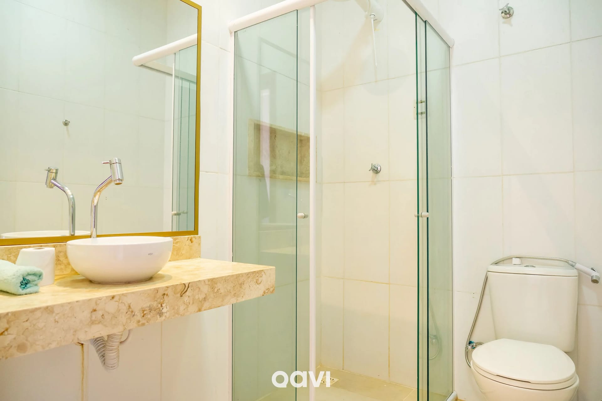 Cuarto de baño — Casa pé na areia premium Pirangi by Qavi