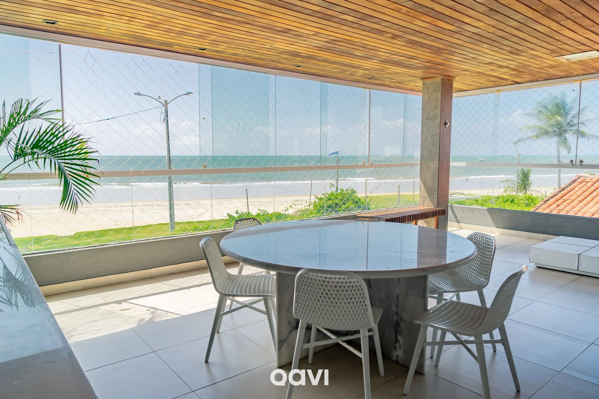 Comedor — Casa pé na areia premium Pirangi by Qavi