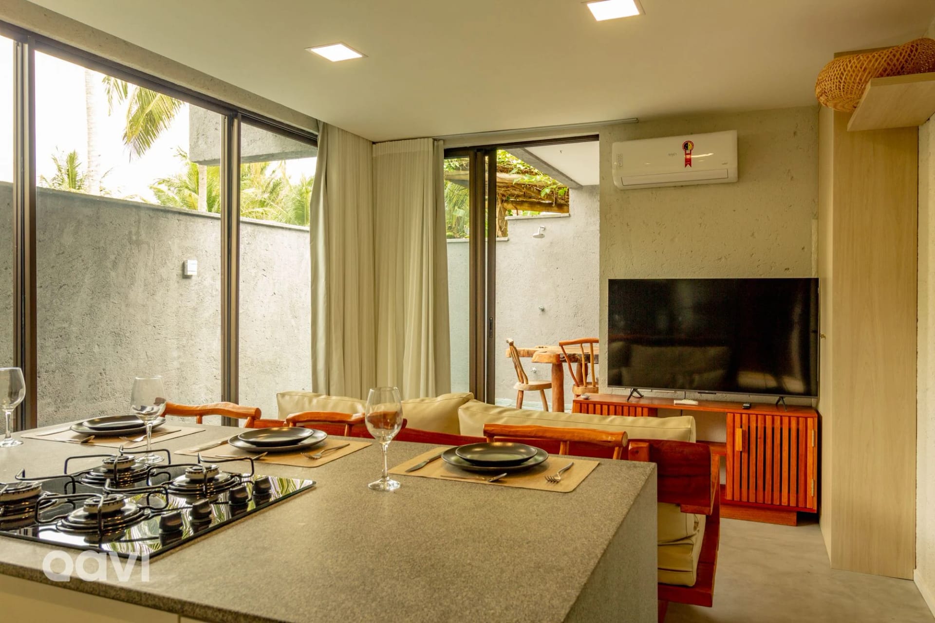 Lounge compartilhado / Sala de TV — Apartamento em condomínio Tamoná 06 by Qavi