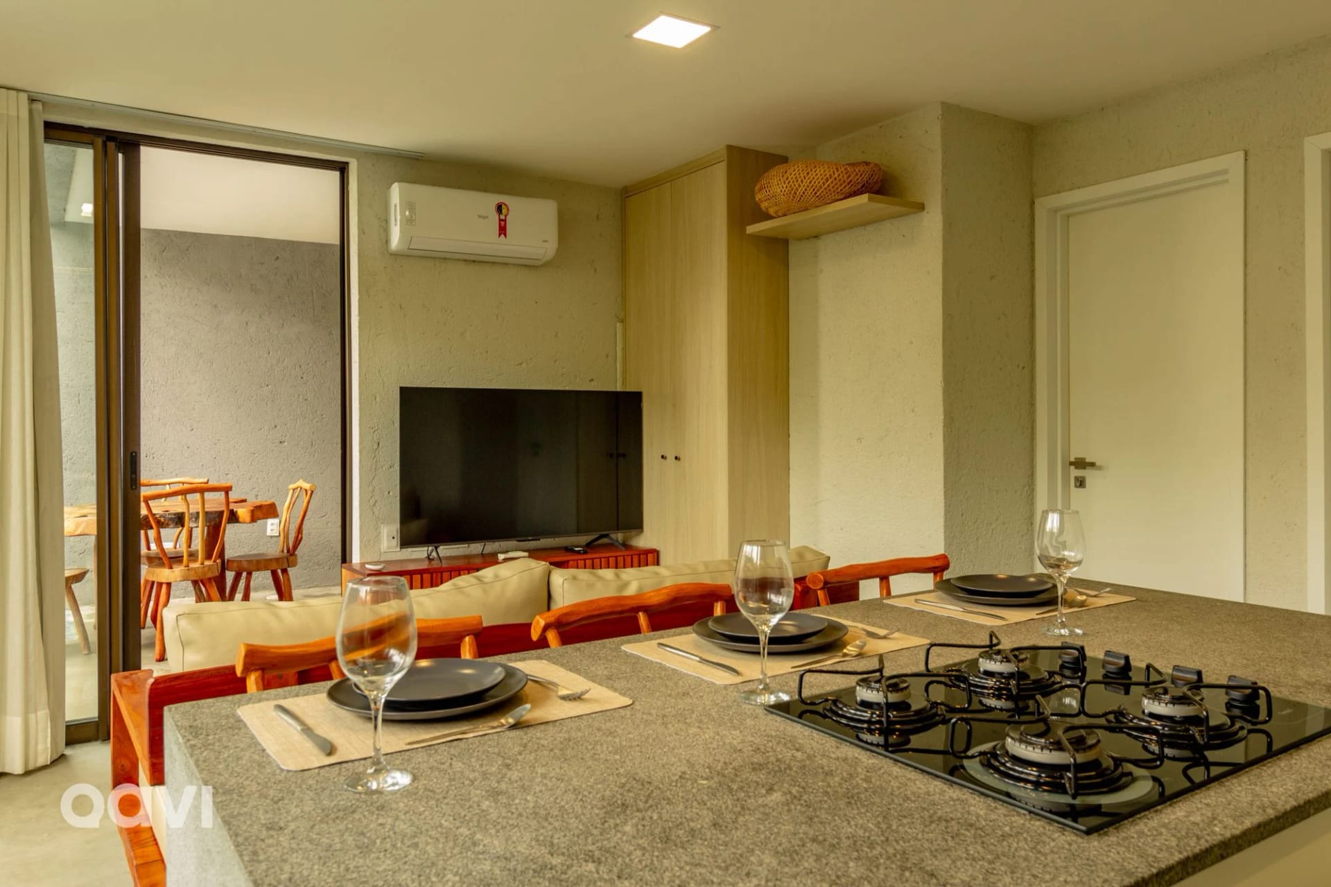 Lounge compartilhado / Sala de TV — Apartamento em condomínio Tamoná 06 by Qavi