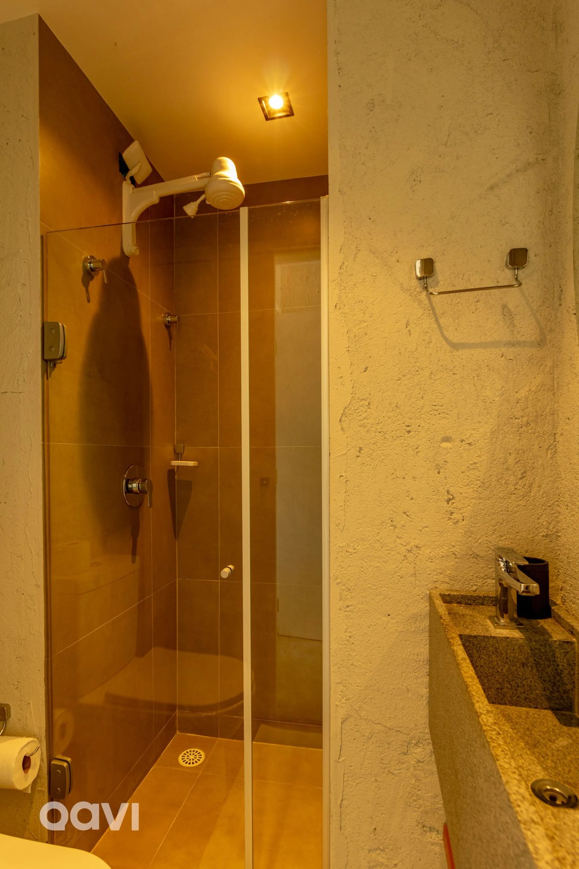 Toilet — Qavi - Duplex em condomínio - Tamoná 16