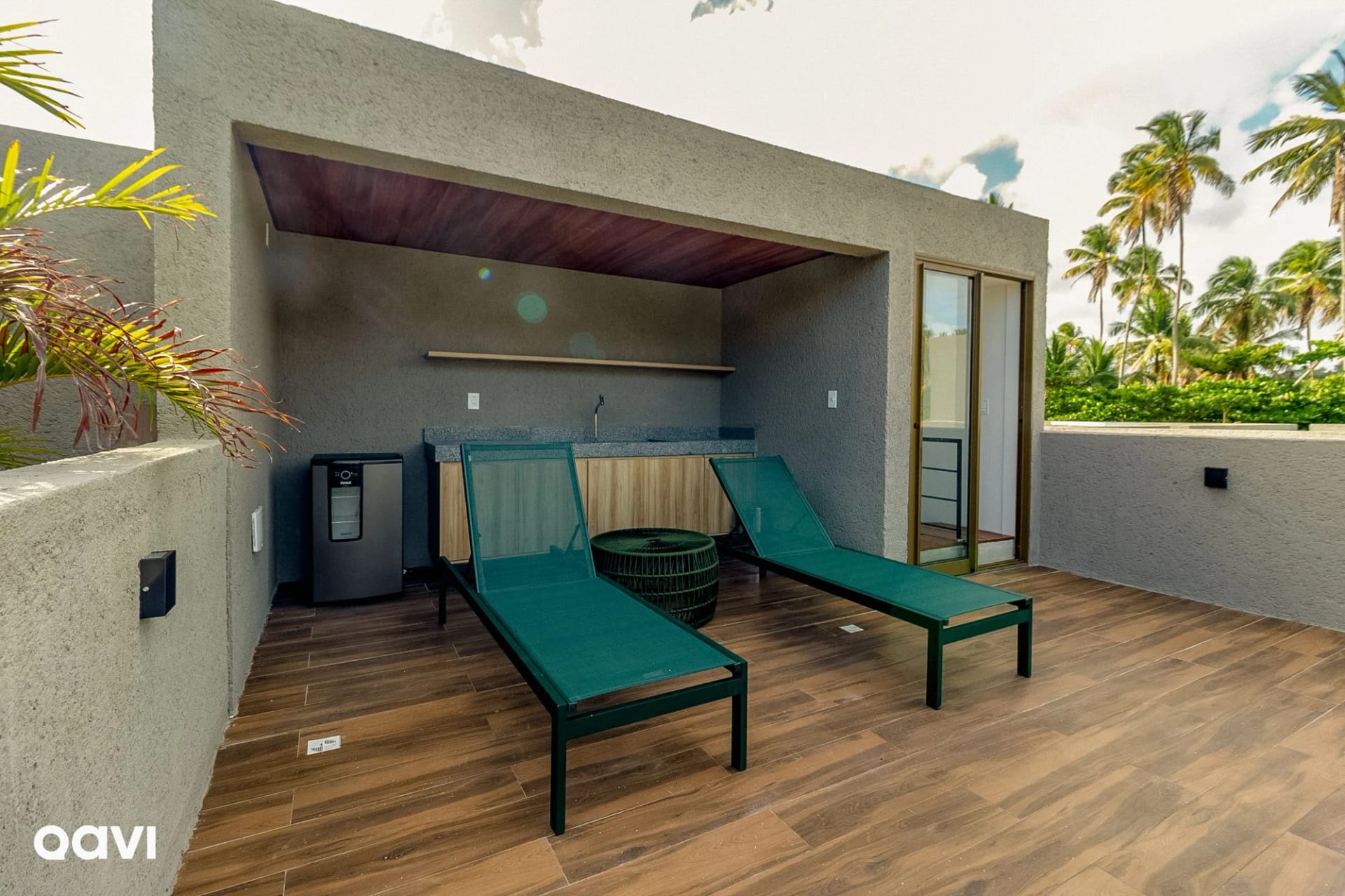 Fachada / Terraza — Villa Naluri Rooftop Vista Mar C 104 by QAVI