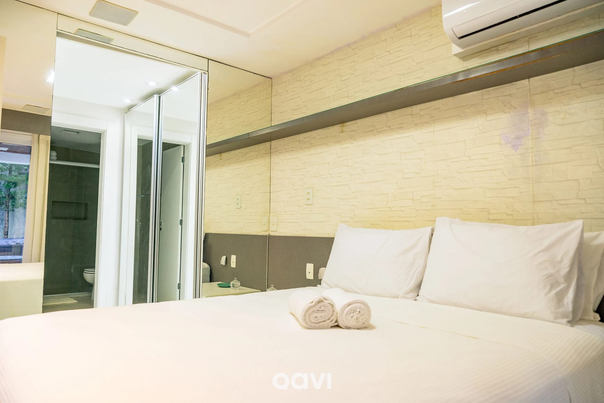 Dormitorio — In Mare Bali Flat Premium Palawan by Qavi