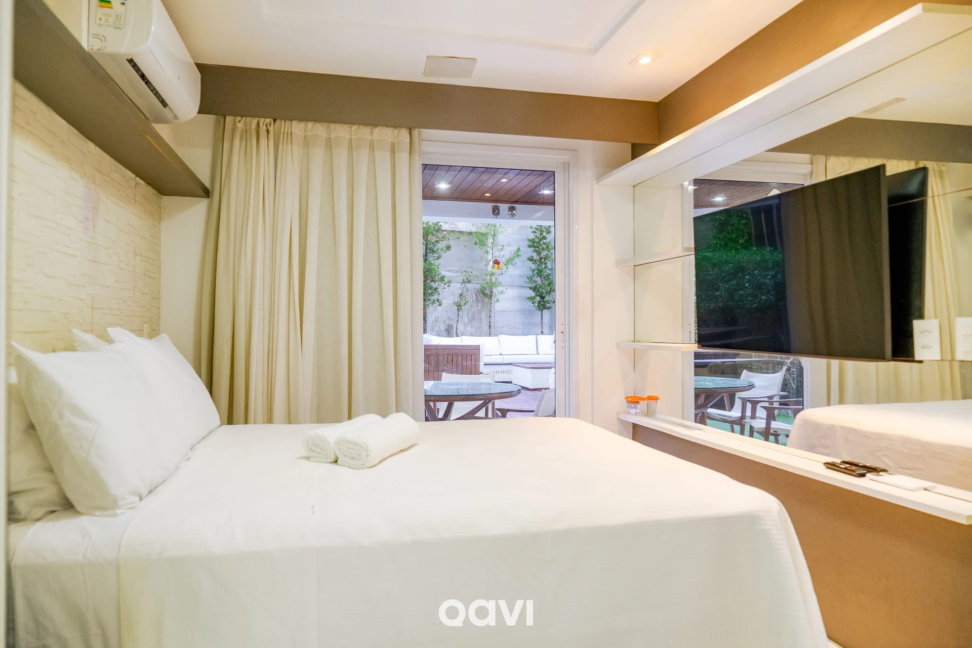 Dormitorio — In Mare Bali Flat Premium Palawan by Qavi