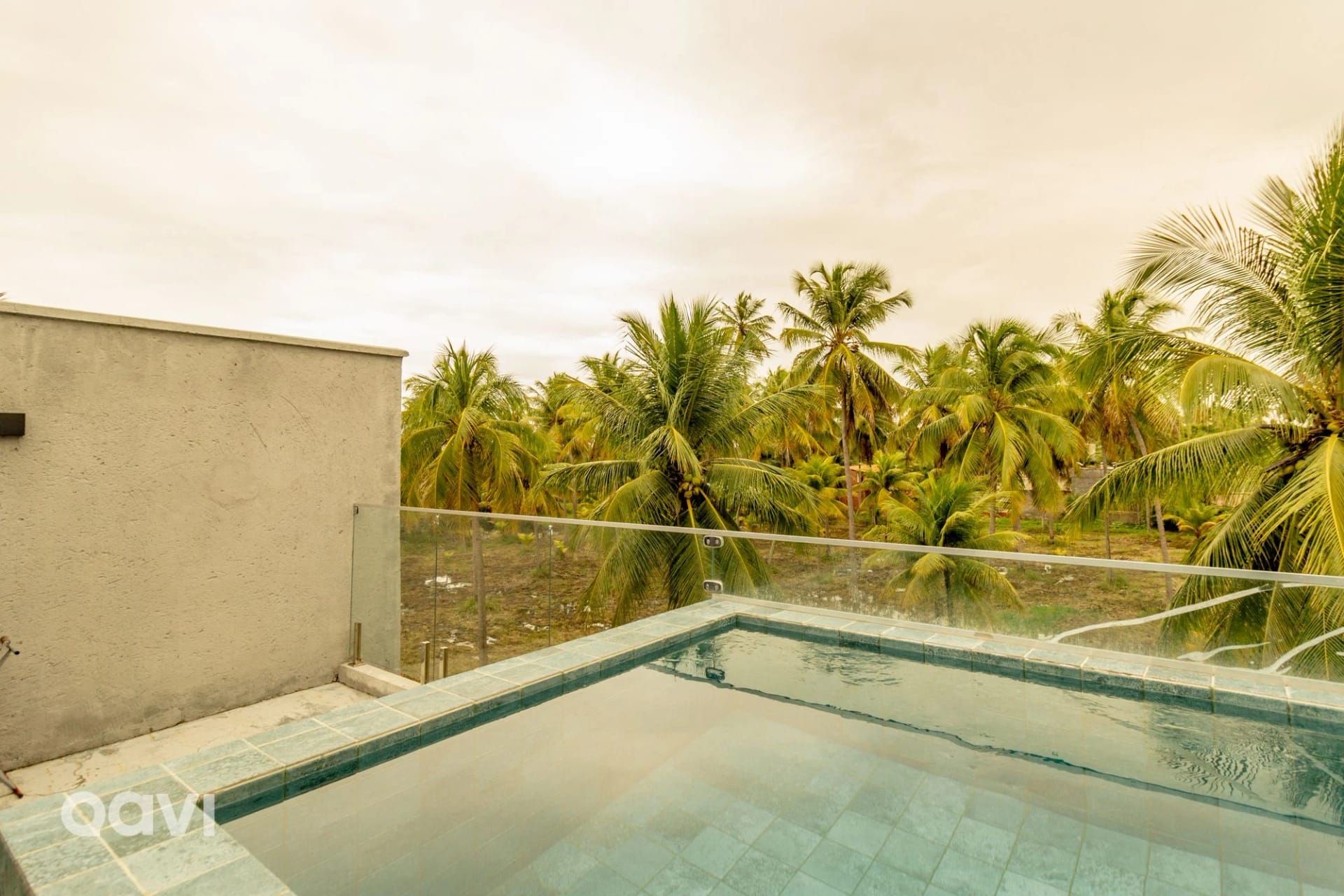 Swimming pool — Flat com Piscina em Cobertura em Milagres by Qavi