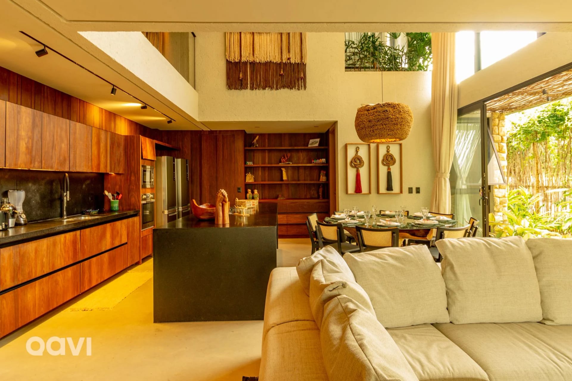 Sala de Estar — Casa em Condomínio Beira Mar Serena E01 by Qavi