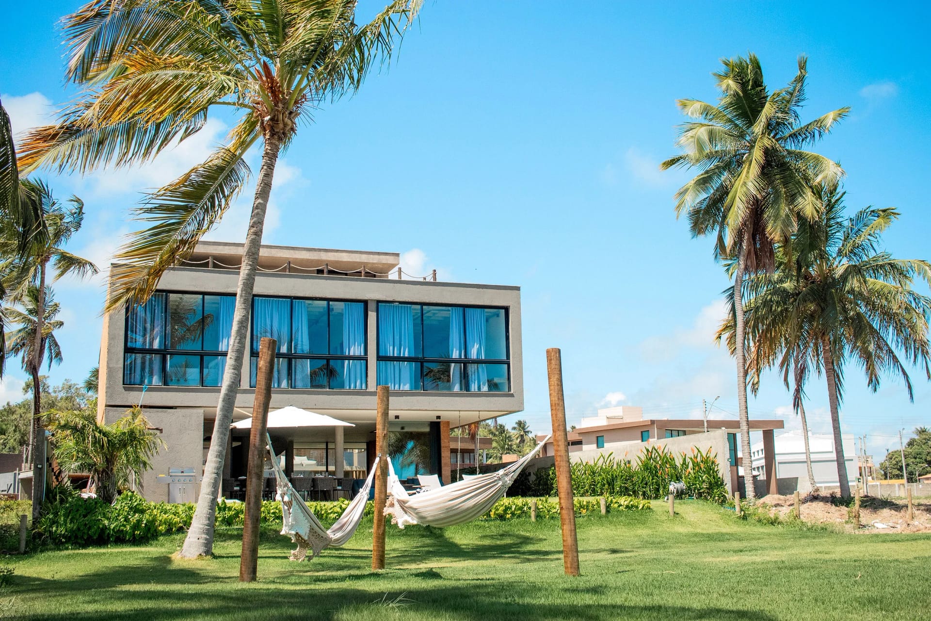 Facade / entrance — Casa Beira Mar em Milagres Casa Kamará by Qavi