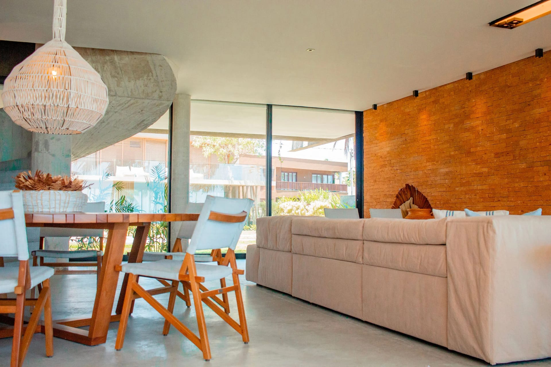Communal lounge / TV room — Casa Beira Mar em Milagres Casa Kamará by Qavi