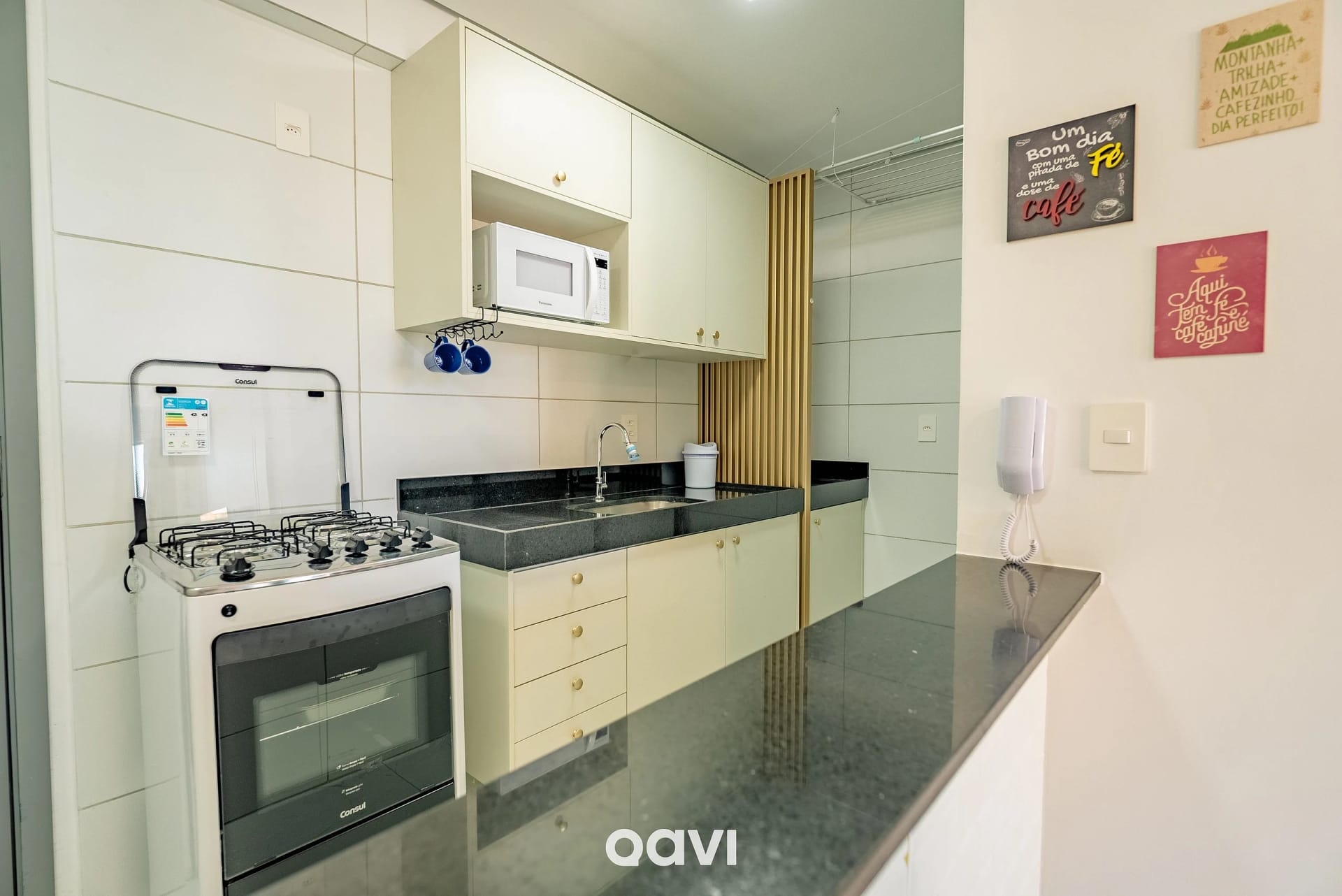 Kitchen or kitchenette — Apartamento mood em Manaíra by Qavi