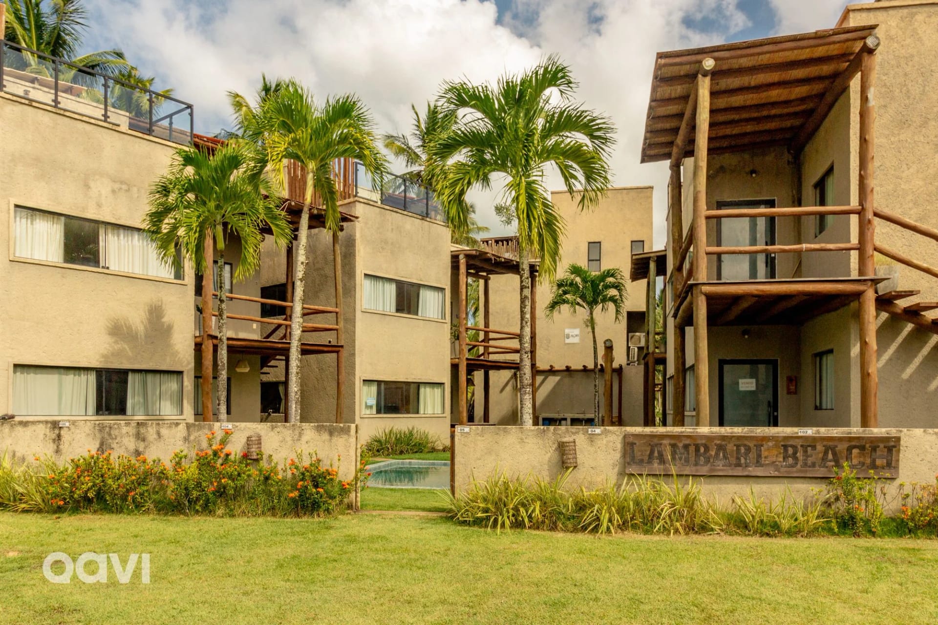 Fachada — Casa com Piscina Privativa Lambari 06 by Qavi