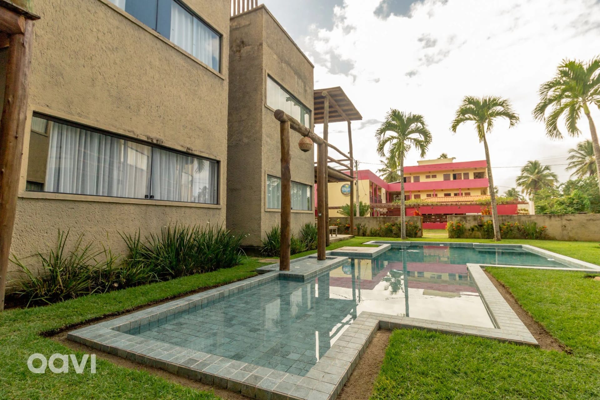 Piscina — Casa com Piscina Privativa Lambari 107 by Qavi