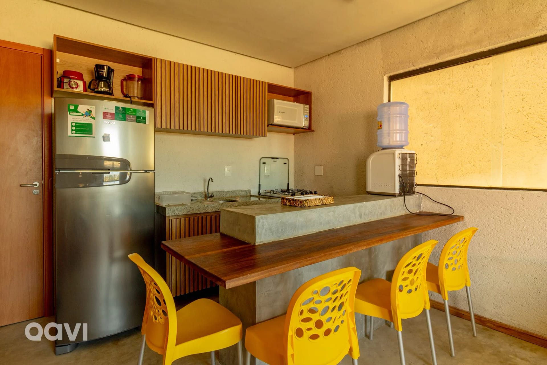 Cozinha ou kitnet — Casa com Piscina Privativa Lambari 107 by Qavi