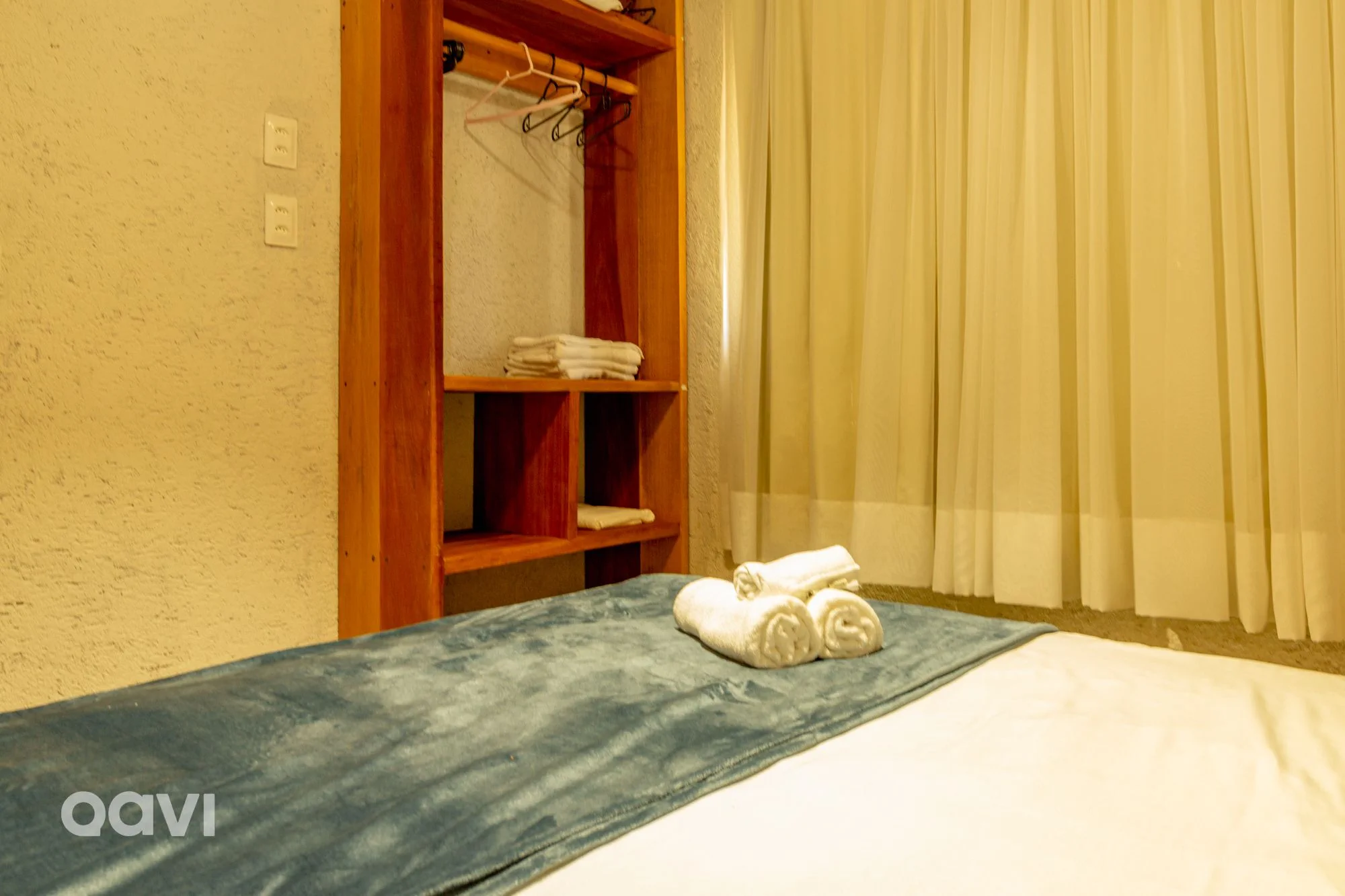 Quarto — Casa com Piscina Privativa Lambari 107 by Qavi