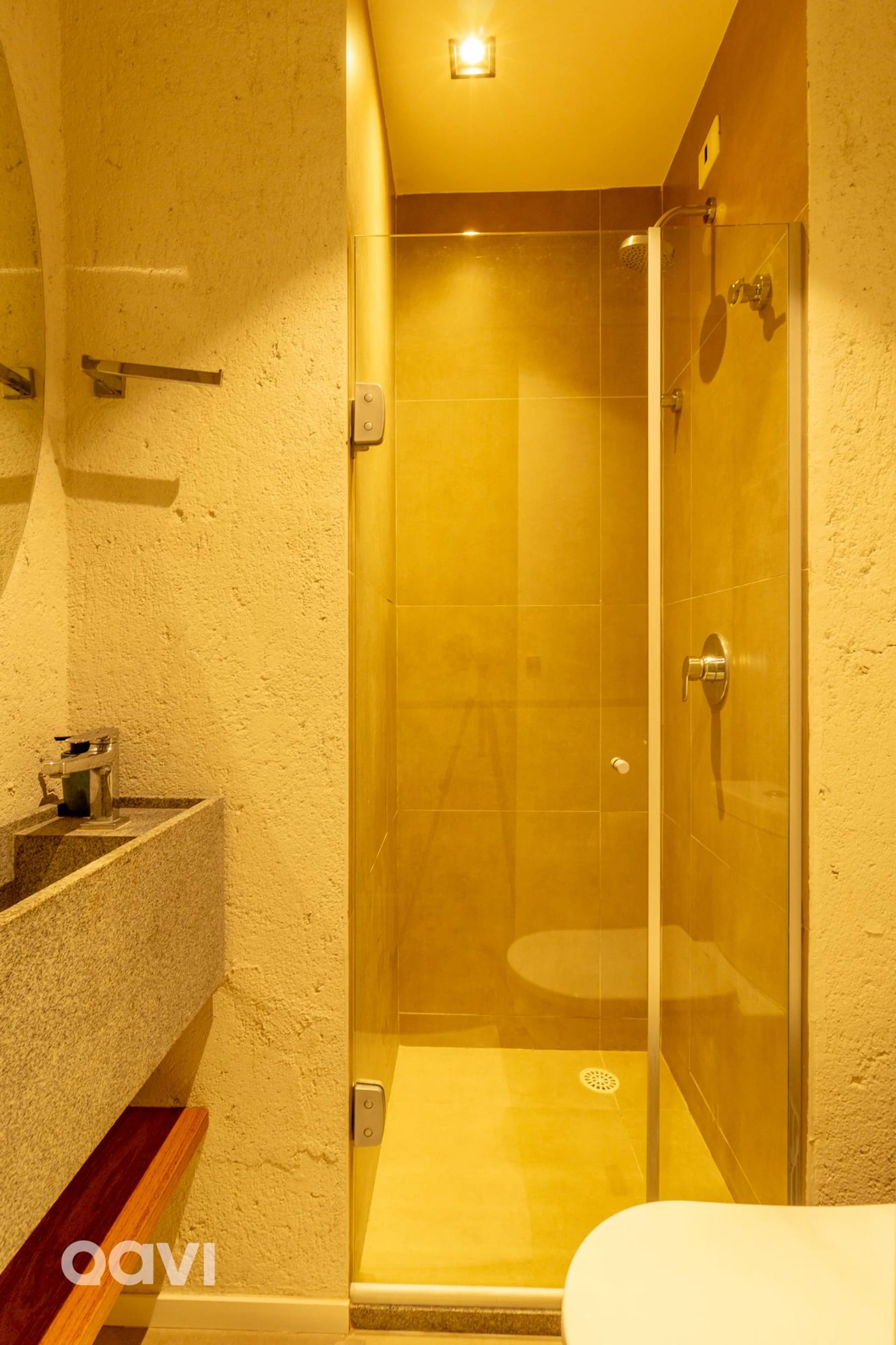 Toilet — Flat com Piscina no Rooftop em Milagres by Qavi