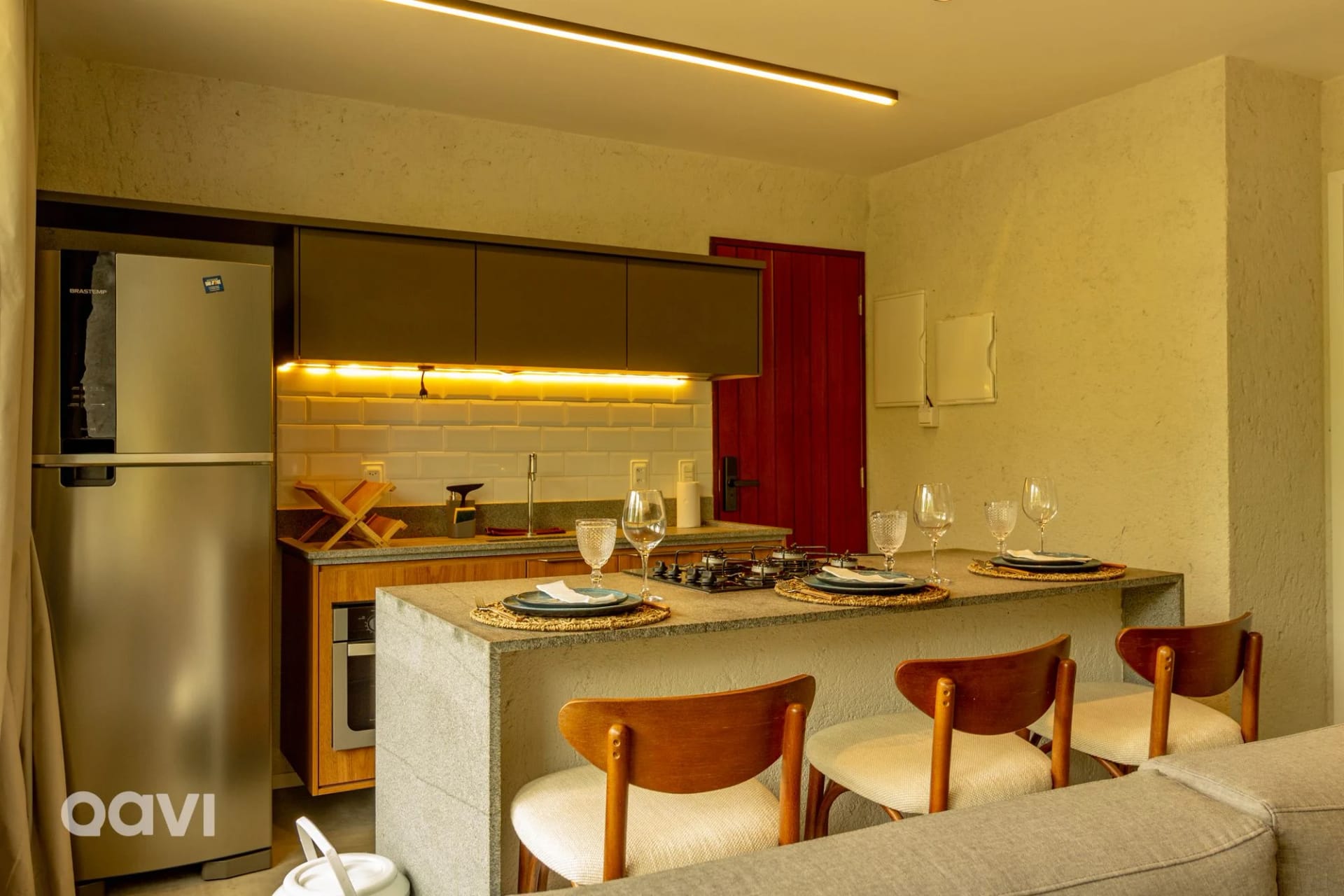 Kitchen or kitchenette — Flat com Piscina no Rooftop em Milagres by Qavi