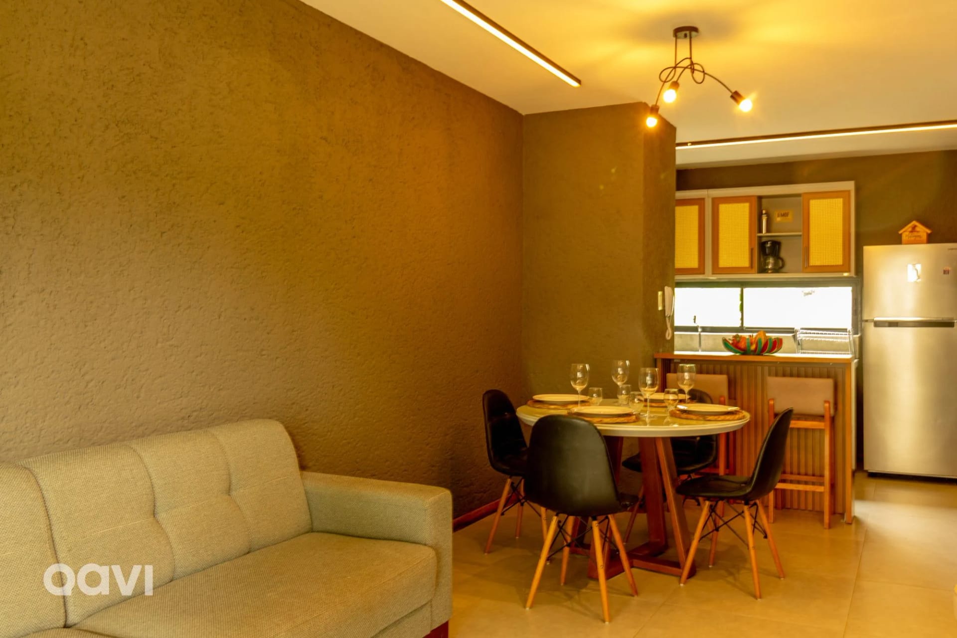 Zona TV/salón compartidos — Villa Kamby Milagres B 102