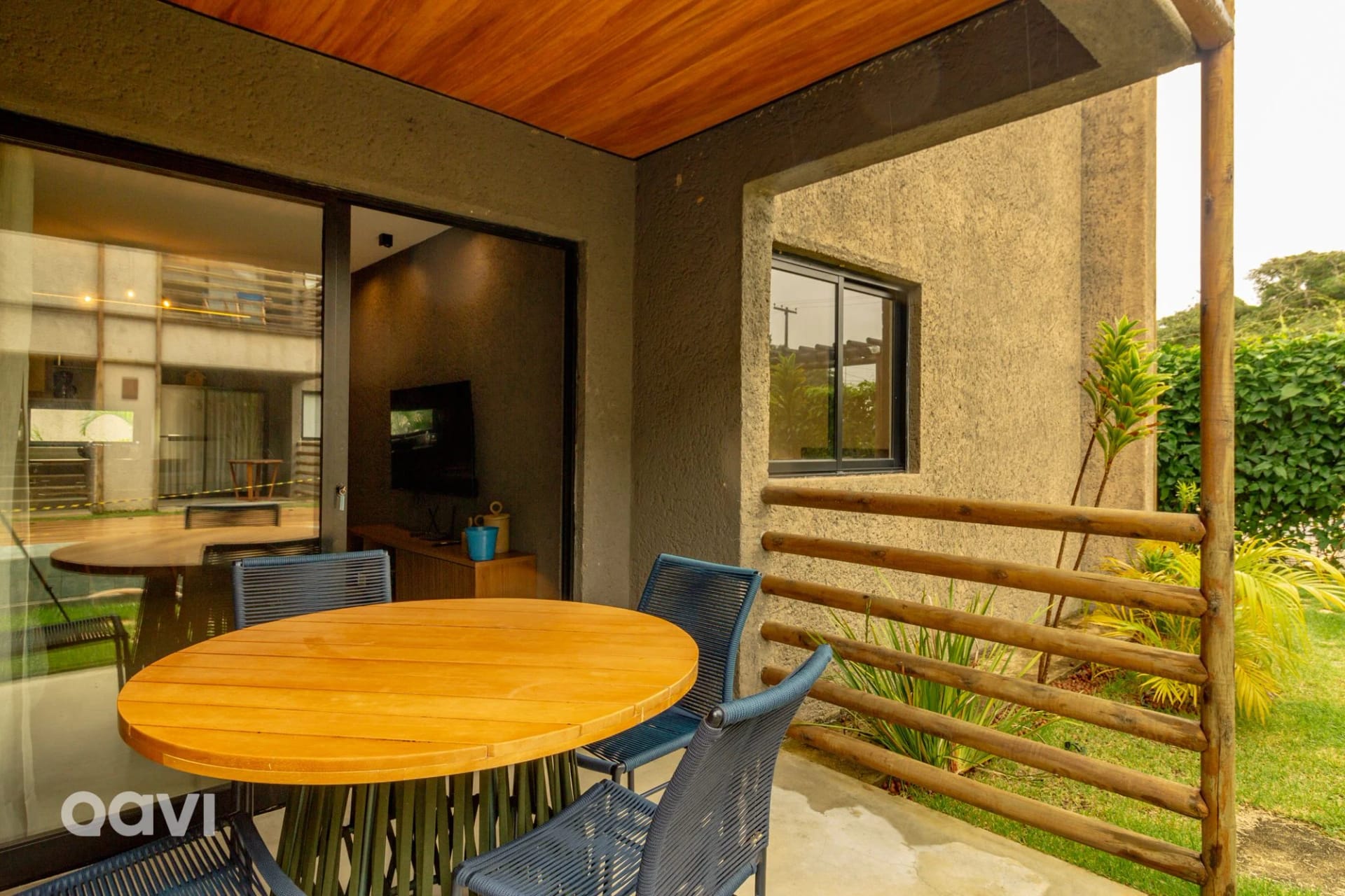 Fachada / Terraza — Villa Kamby Milagres B 102