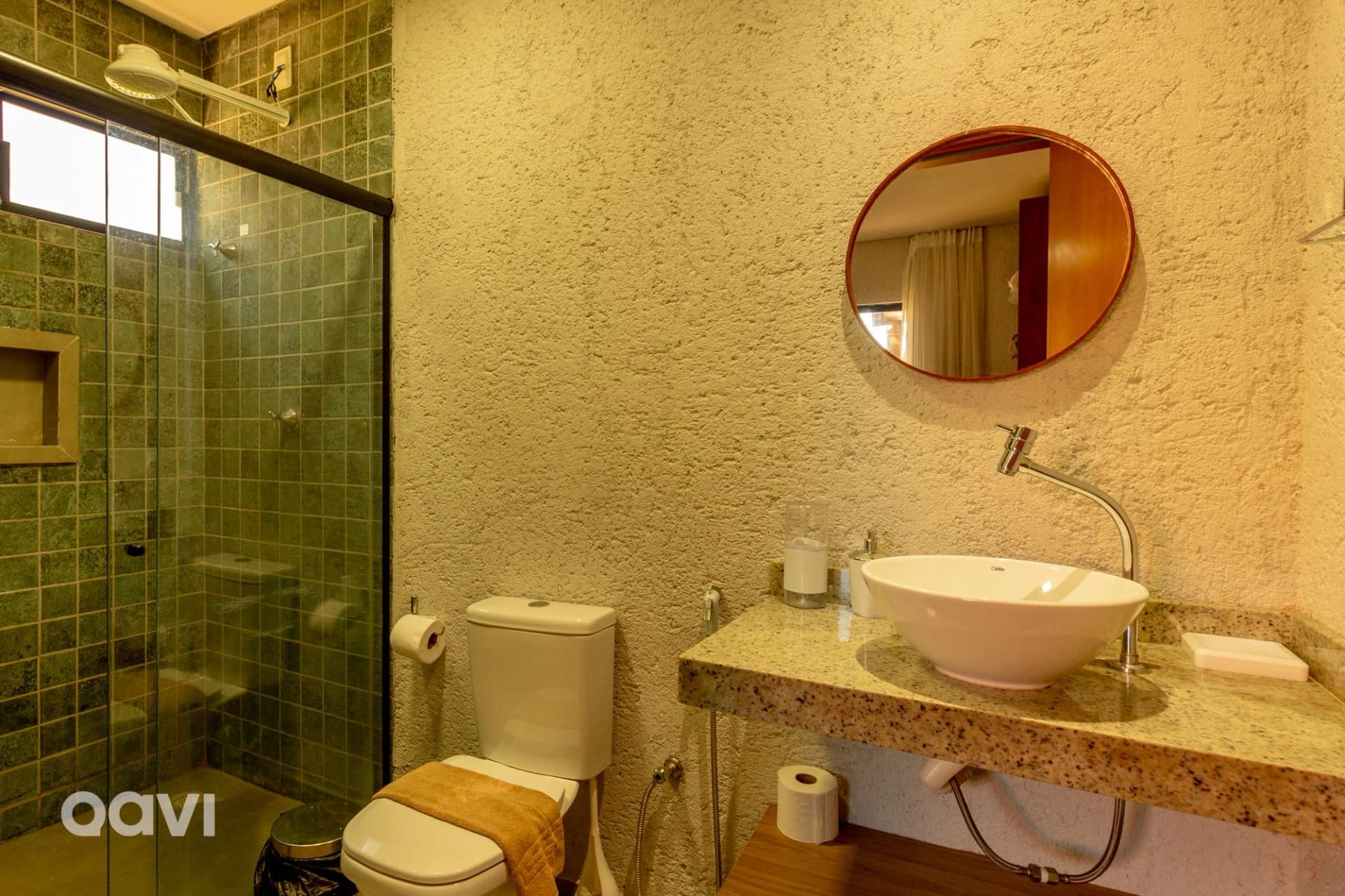 Toilet — Qavi - Casa com Piscina Privativa - Lambari 07