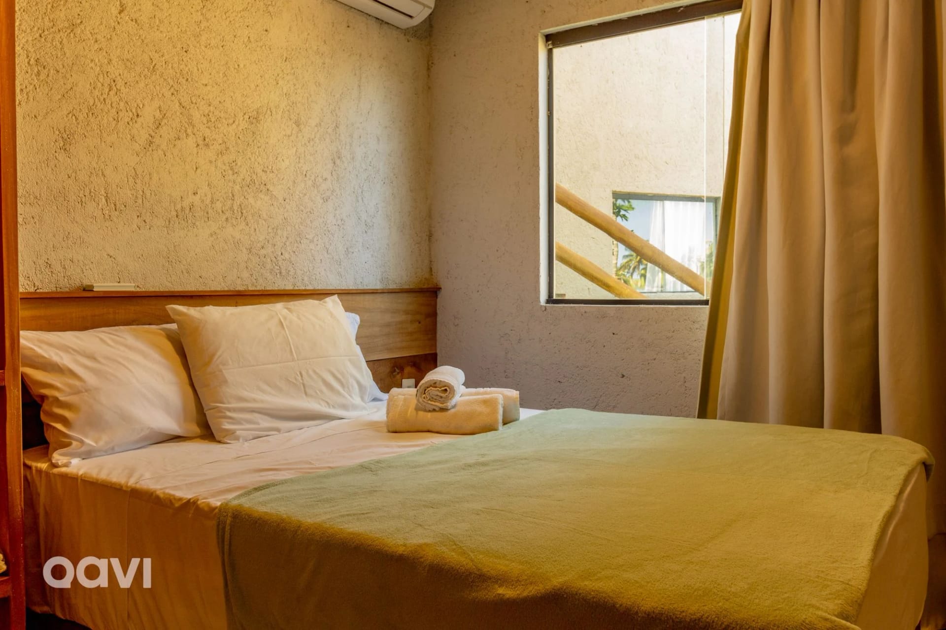 Quarto — Casa com Piscina Privativa Lambari 06 by Qavi