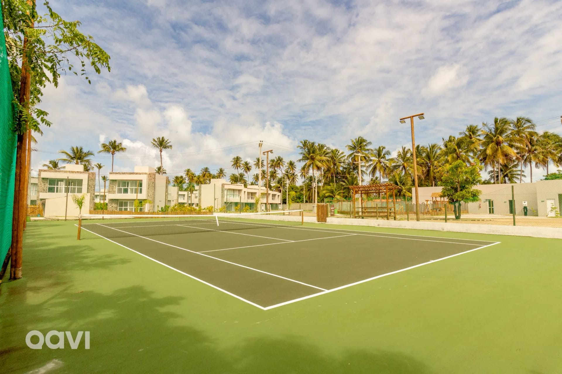 Tennis court — Casa Anamá em condomínio Naluum by Qavi