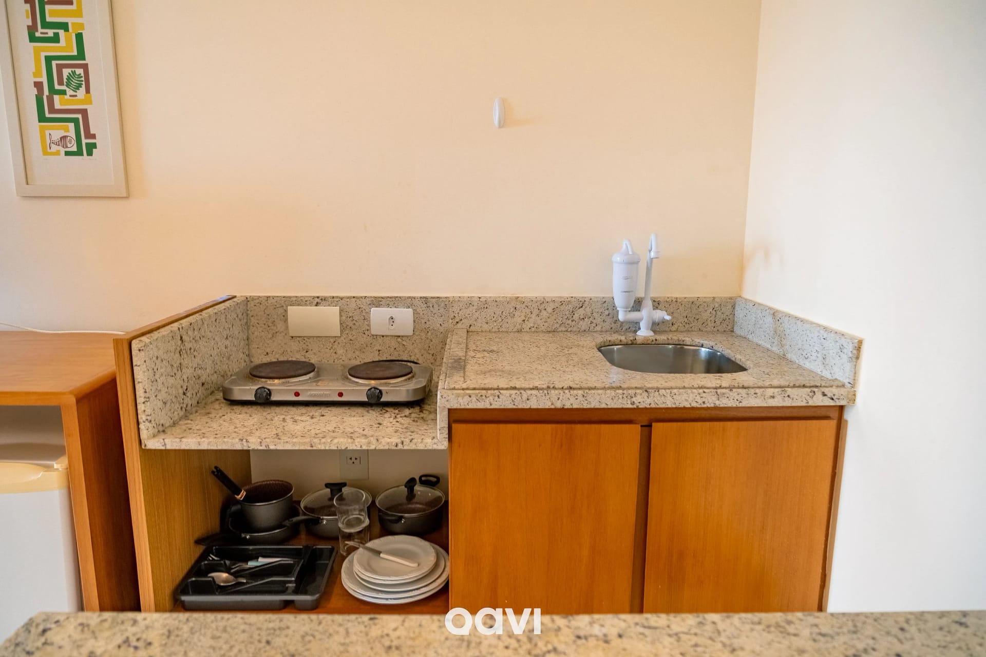 Kitchen or kitchenette — Flat 1109 Vista Parcial Mar em Petrópolis by Qavi