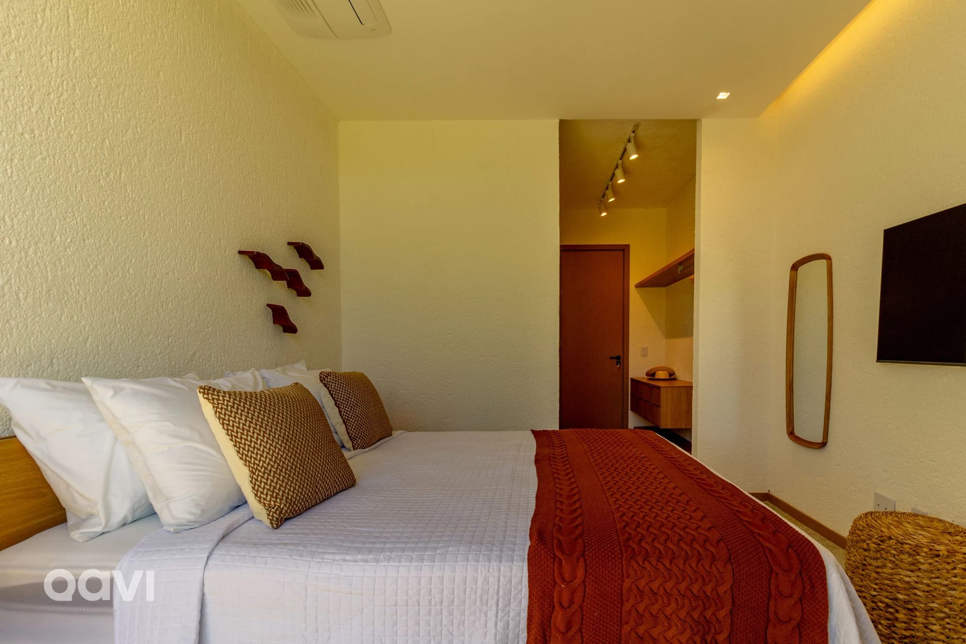 Dormitorio — Casa com Piscina na Praia de Tatuamunha by Qavi