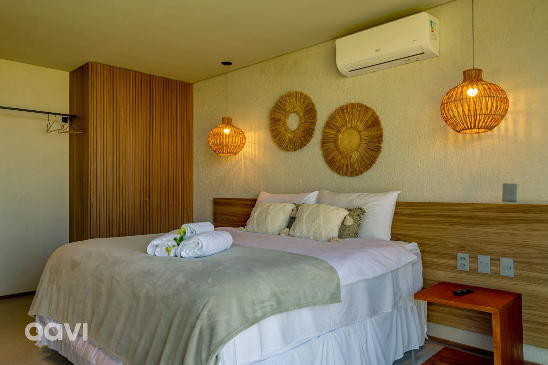 Bedroom — Casa de Luxo em Condomínio em Milagres by Qavi