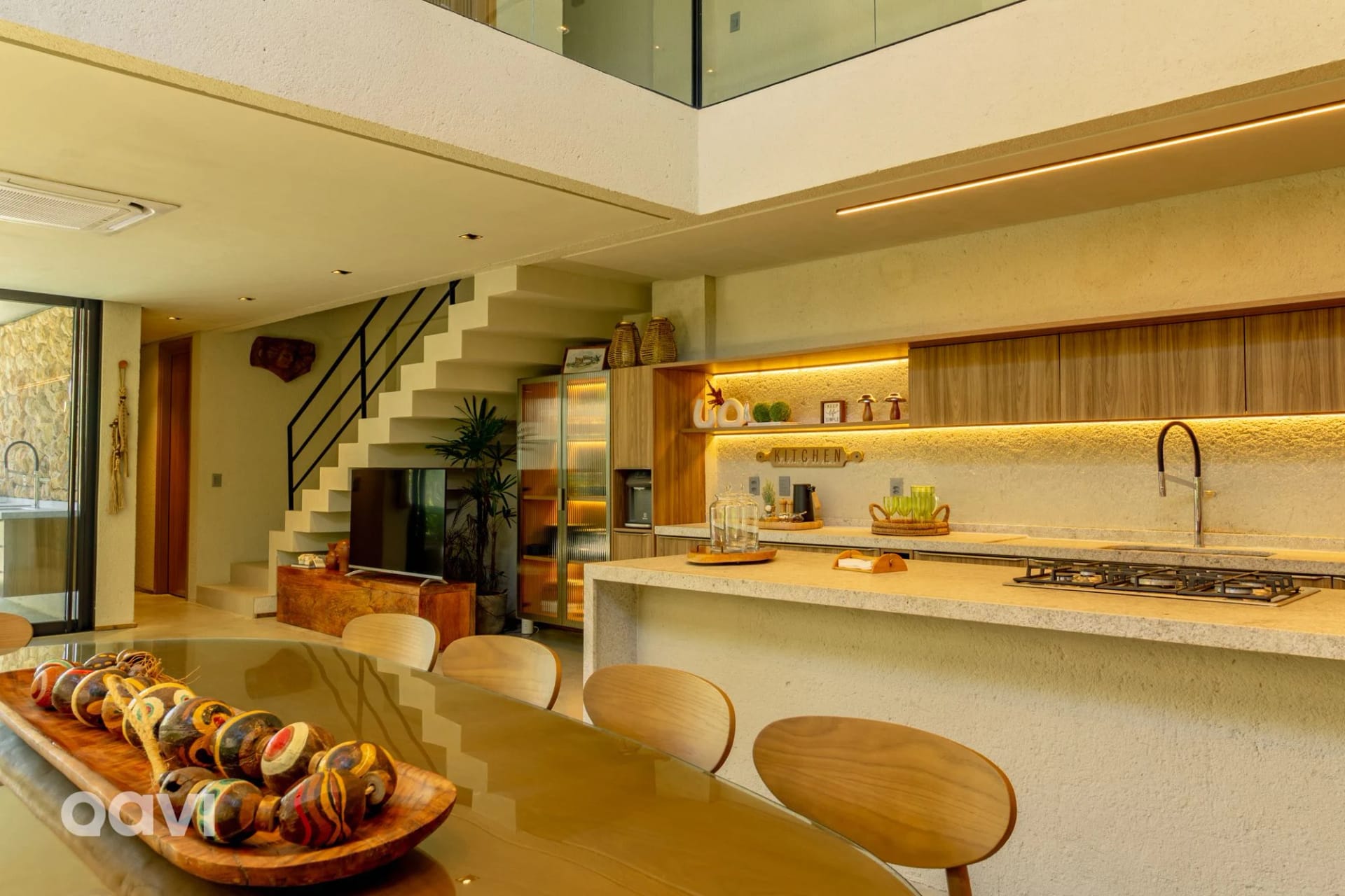Kitchen or kitchenette — Casa de Luxo em Condomínio em Milagres by Qavi