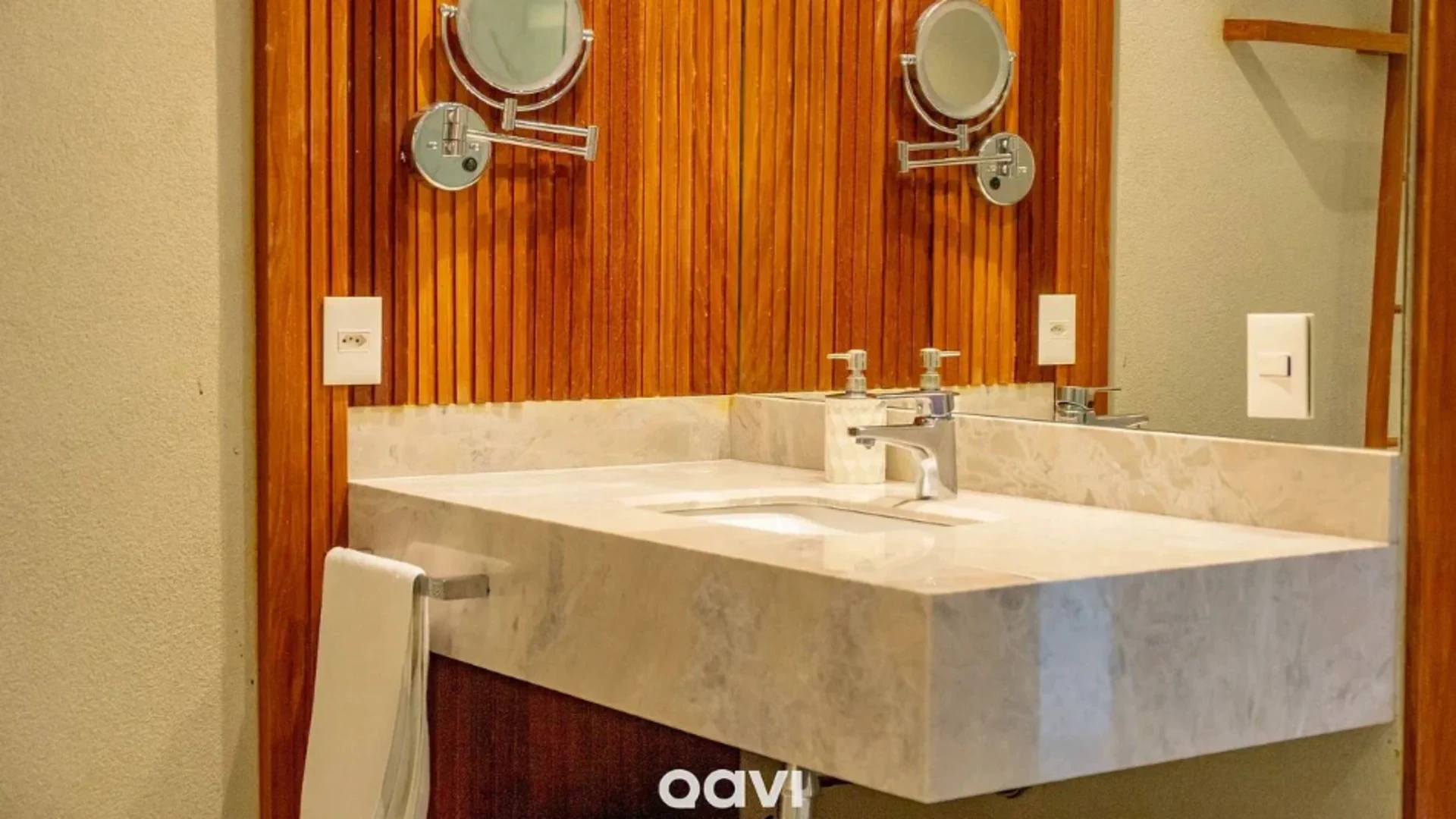 Banheiro — Flat Ile de Pipa Paros by QAVI
