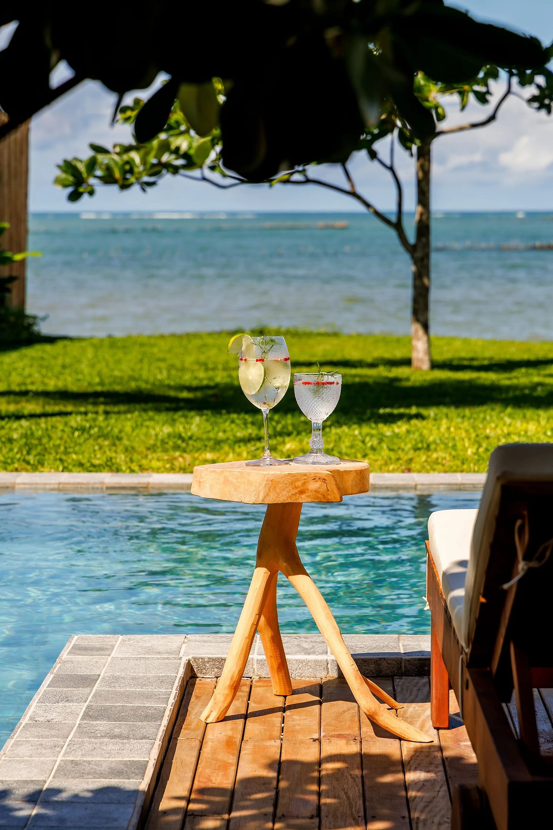 Piscina — Casa de Luxo Beira Mar em Milagres by Qavi