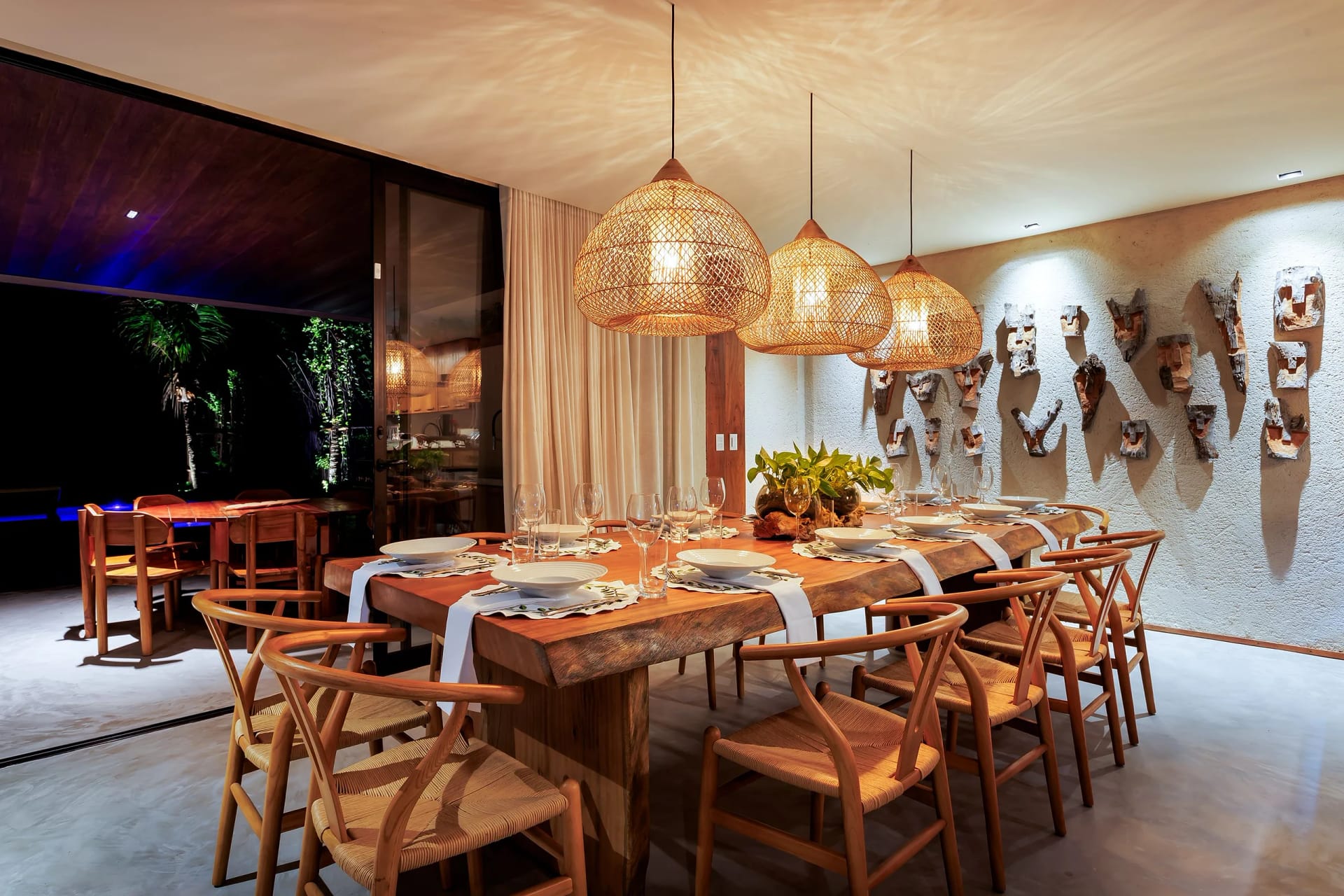 Sala de Jantar — Casa de Luxo Beira Mar em Milagres by Qavi