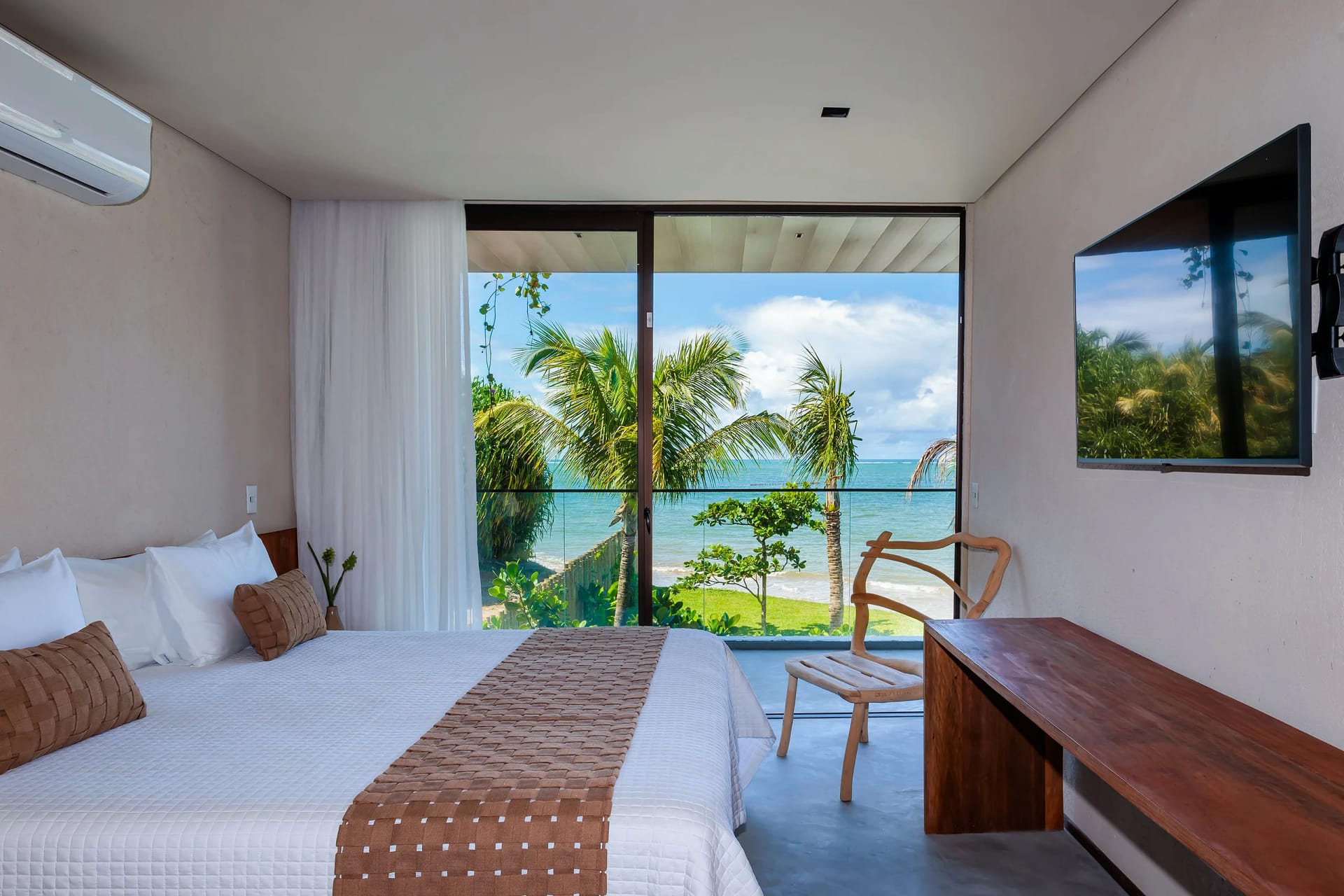 Quarto — Casa de Luxo Beira Mar em Milagres by Qavi