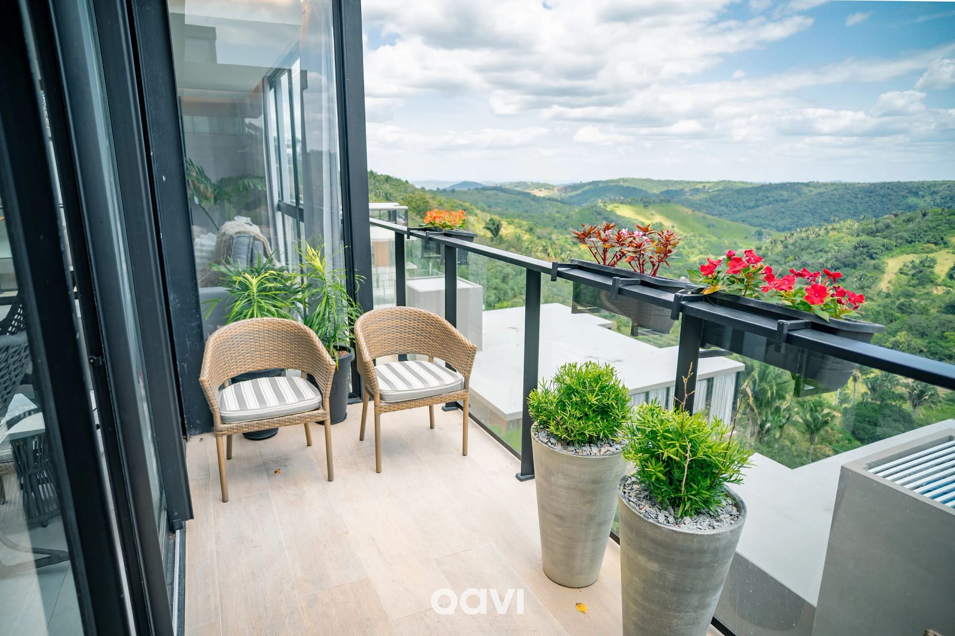 Fachada / Terraza — Casa Reserva Alteza Serra de Bananeiras by Qavi
