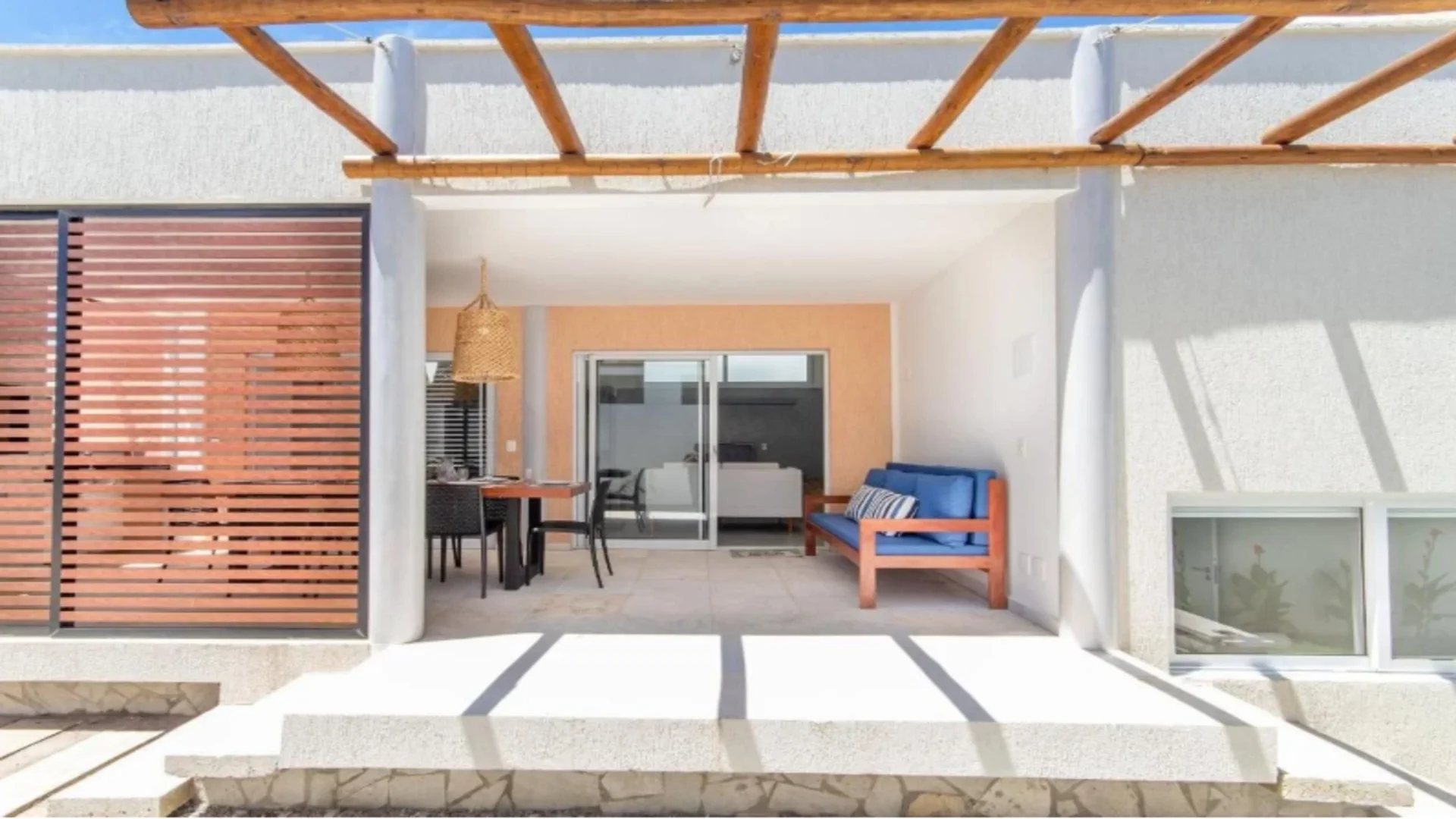 Sala de Estar — Casa Ampla com Piscina Privativa em Pipa by Qavi