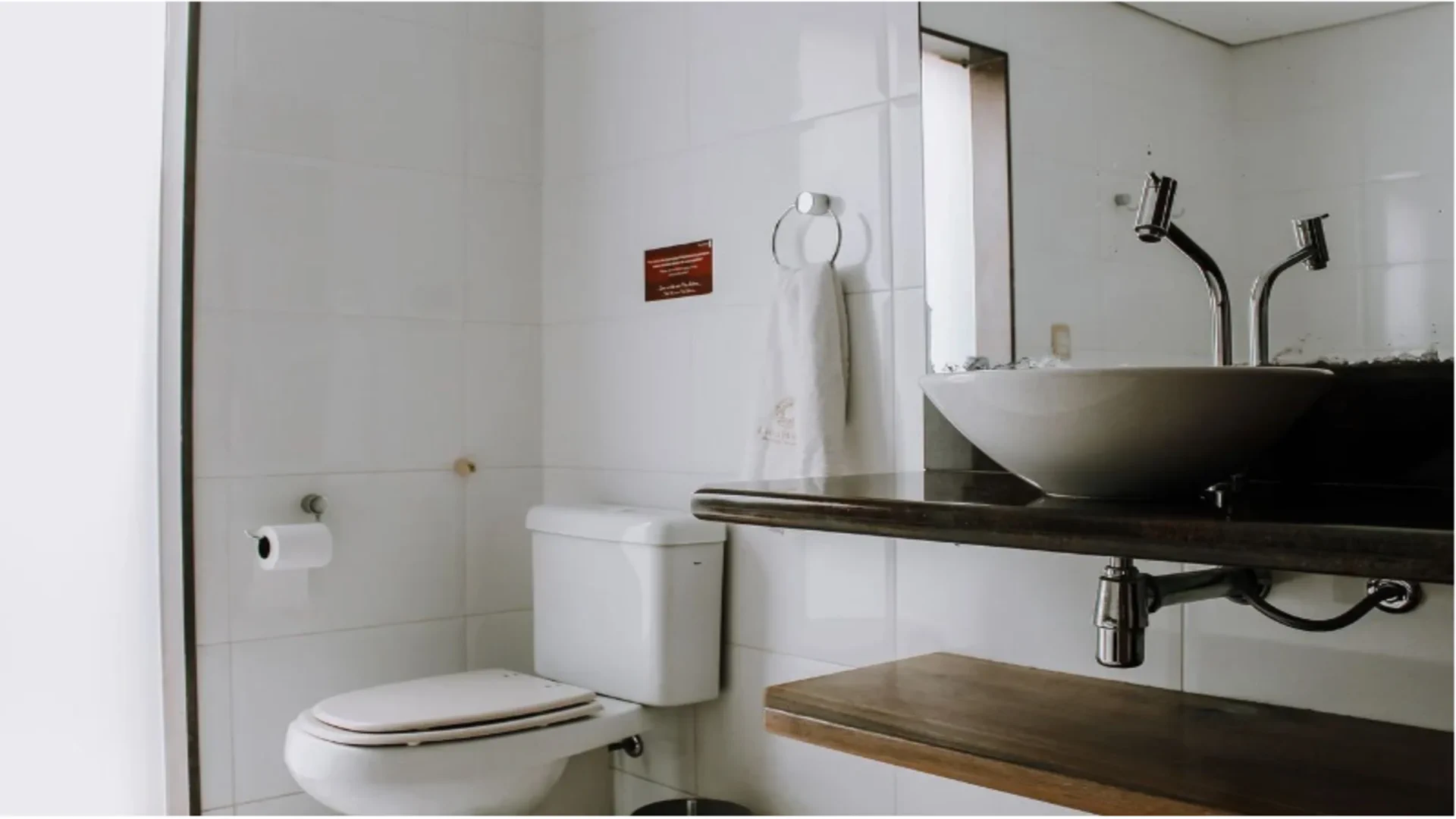 Baño — Qavi - Duplex no Pipa Beleza