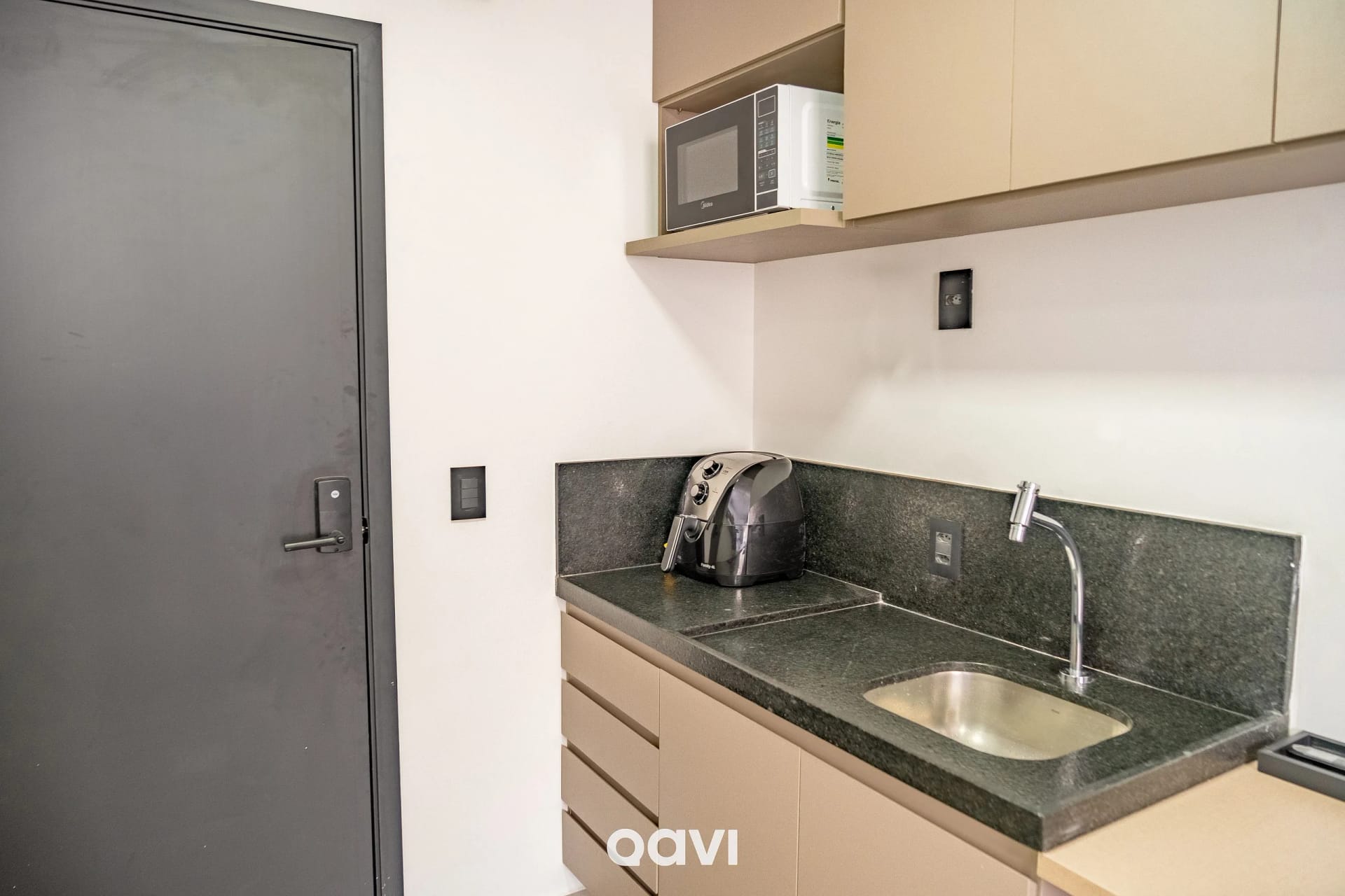 Kitchen or kitchenette — Studio Superior Emunah Ponta de Campina by Qavi
