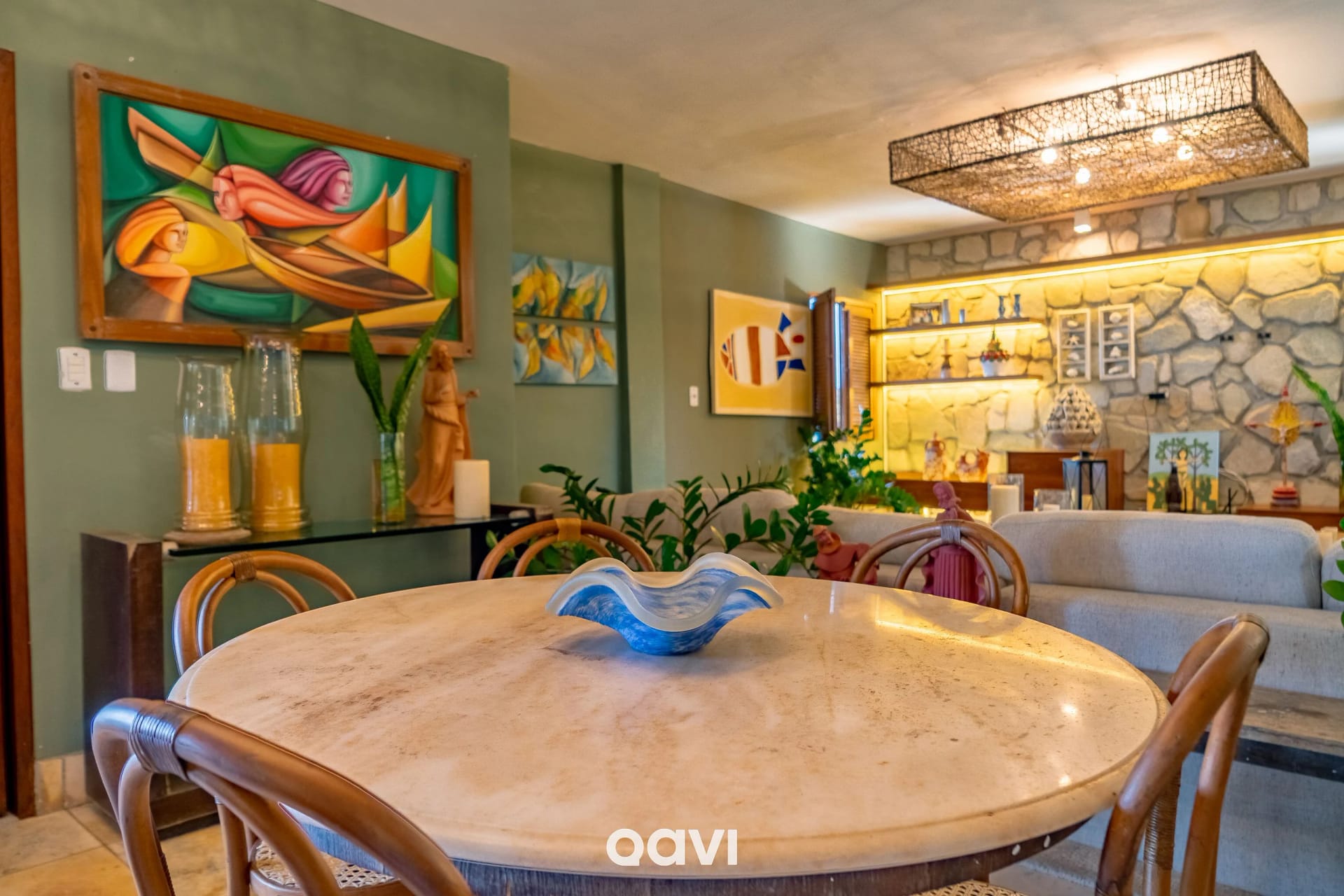 Sala de Estar — Casa Beira-Mar com Piscina em Jacumã by Qavi