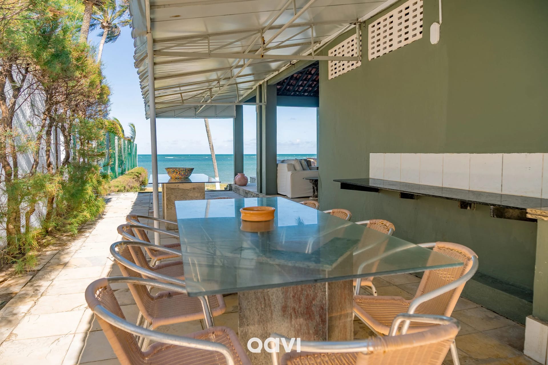 Fachada / Terraza — Casa Beira-Mar com Piscina em Jacumã by Qavi