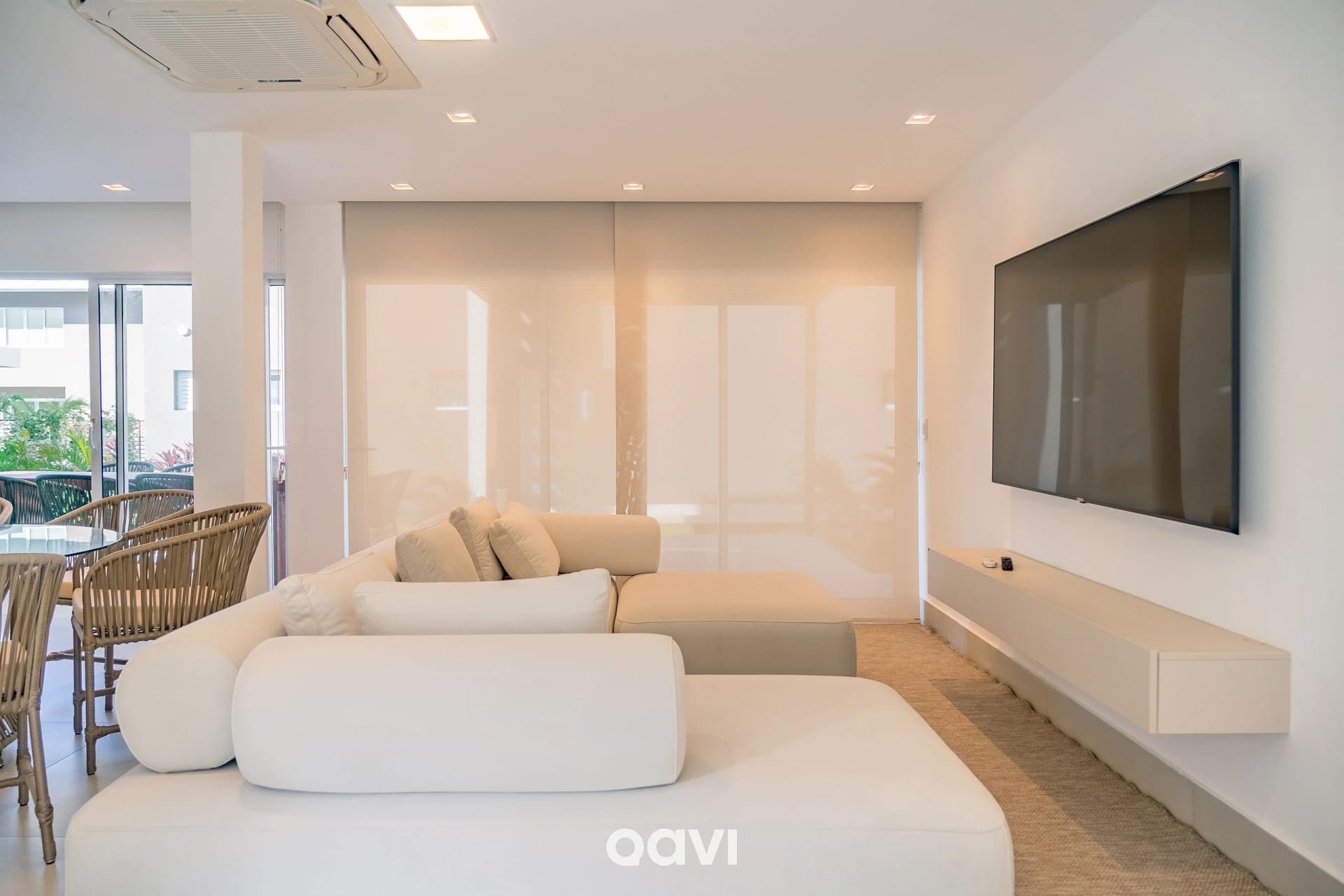 Sala de Estar — Casa de Luxo com Jacuzzi em Gostoso by Qavi