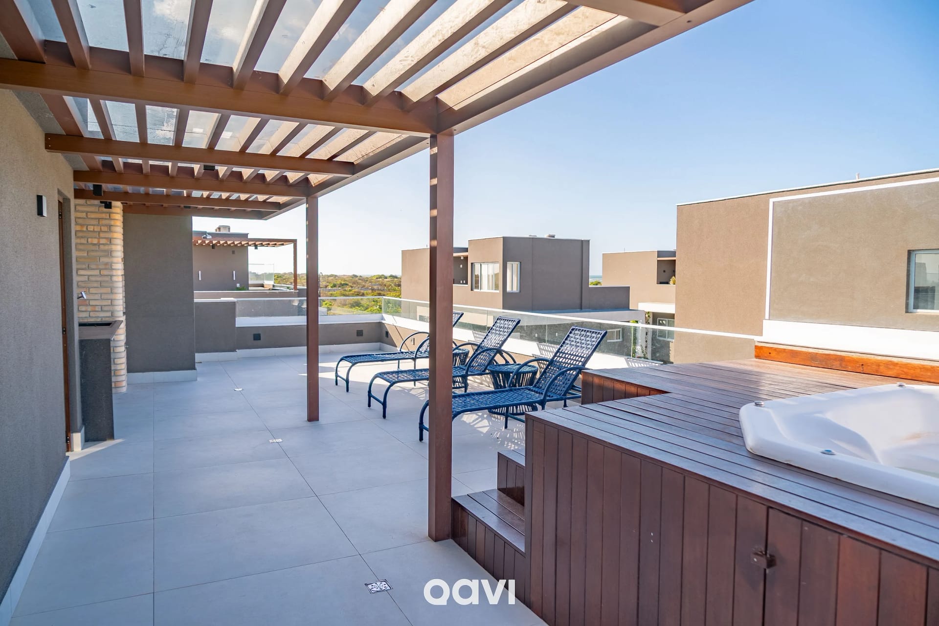 Varanda / Terraço — Casa de Luxo com Jacuzzi em Gostoso by Qavi
