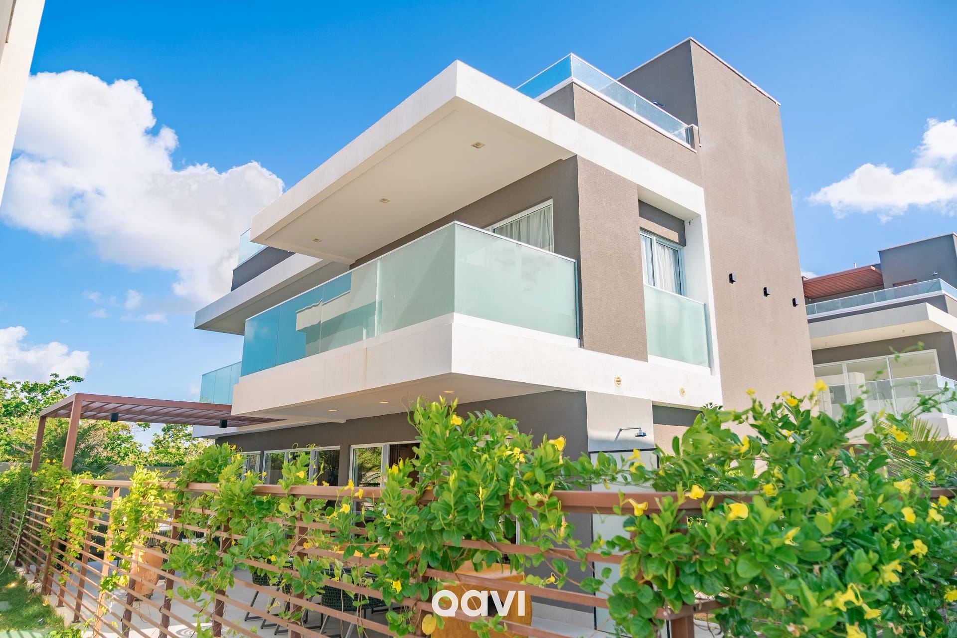 Facade / entrance — Casa de Luxo Vista Mar em Gostoso by Qavi