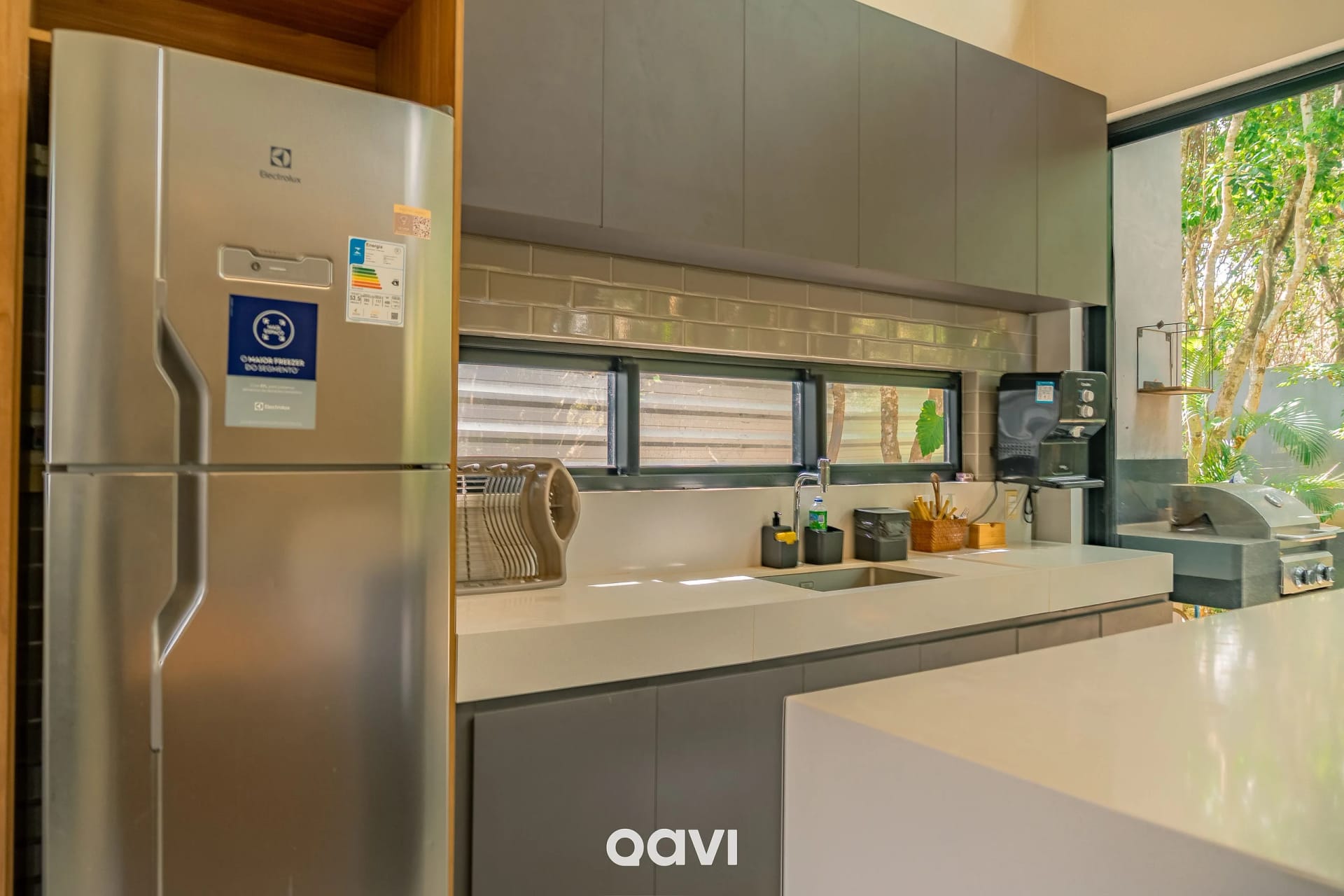 Kitchen or kitchenette — Casa de Luxo com Piscina em Pipa by Qavi