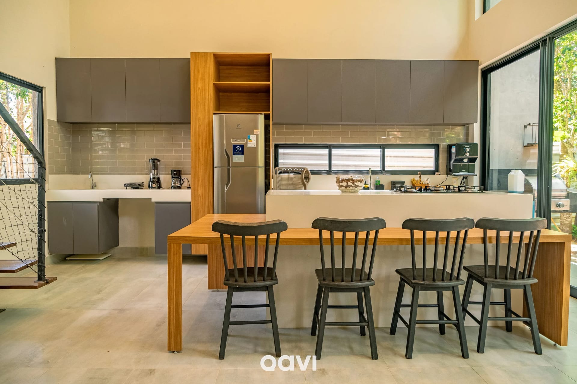 Dining area — Casa de Luxo com Piscina em Pipa by Qavi