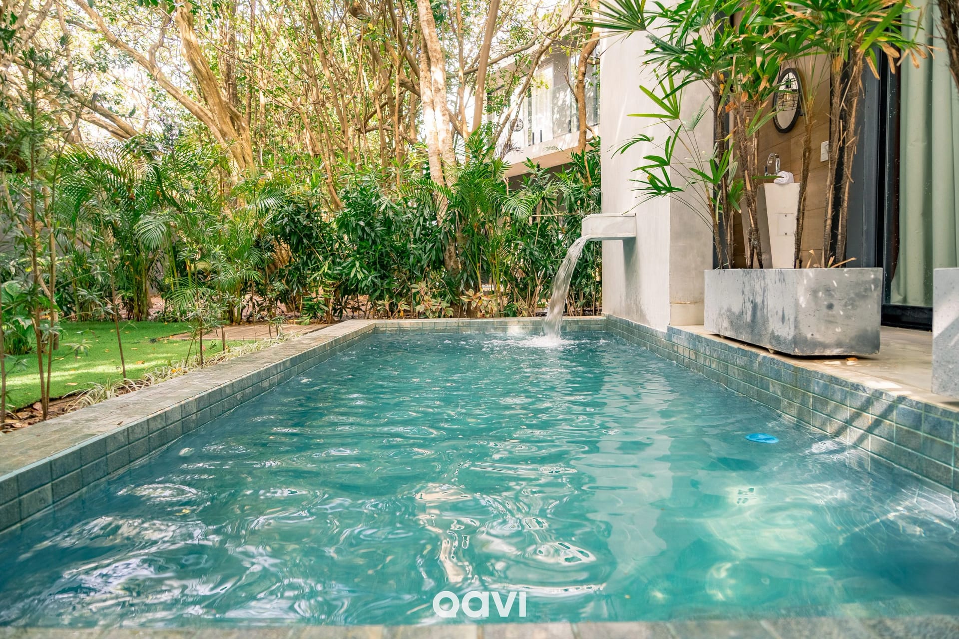 Swimming pool — Casa de Luxo com Piscina em Pipa by Qavi
