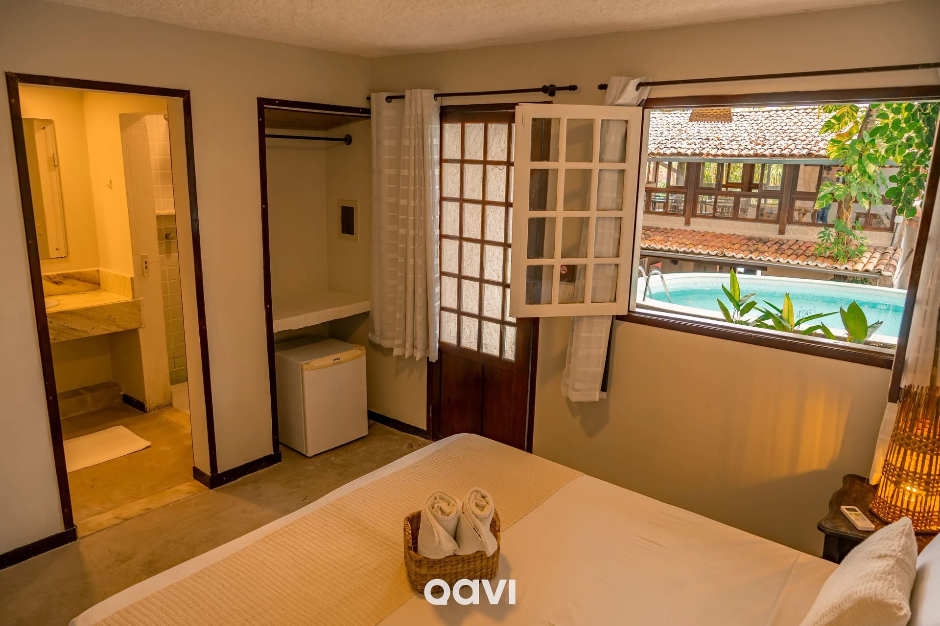 Bedroom — Suíte Duplo Superior Almarina Pipa by QAVI