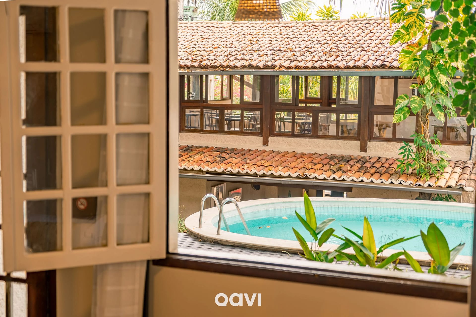 Pool view — Suíte Duplo Superior Almarina Pipa by QAVI