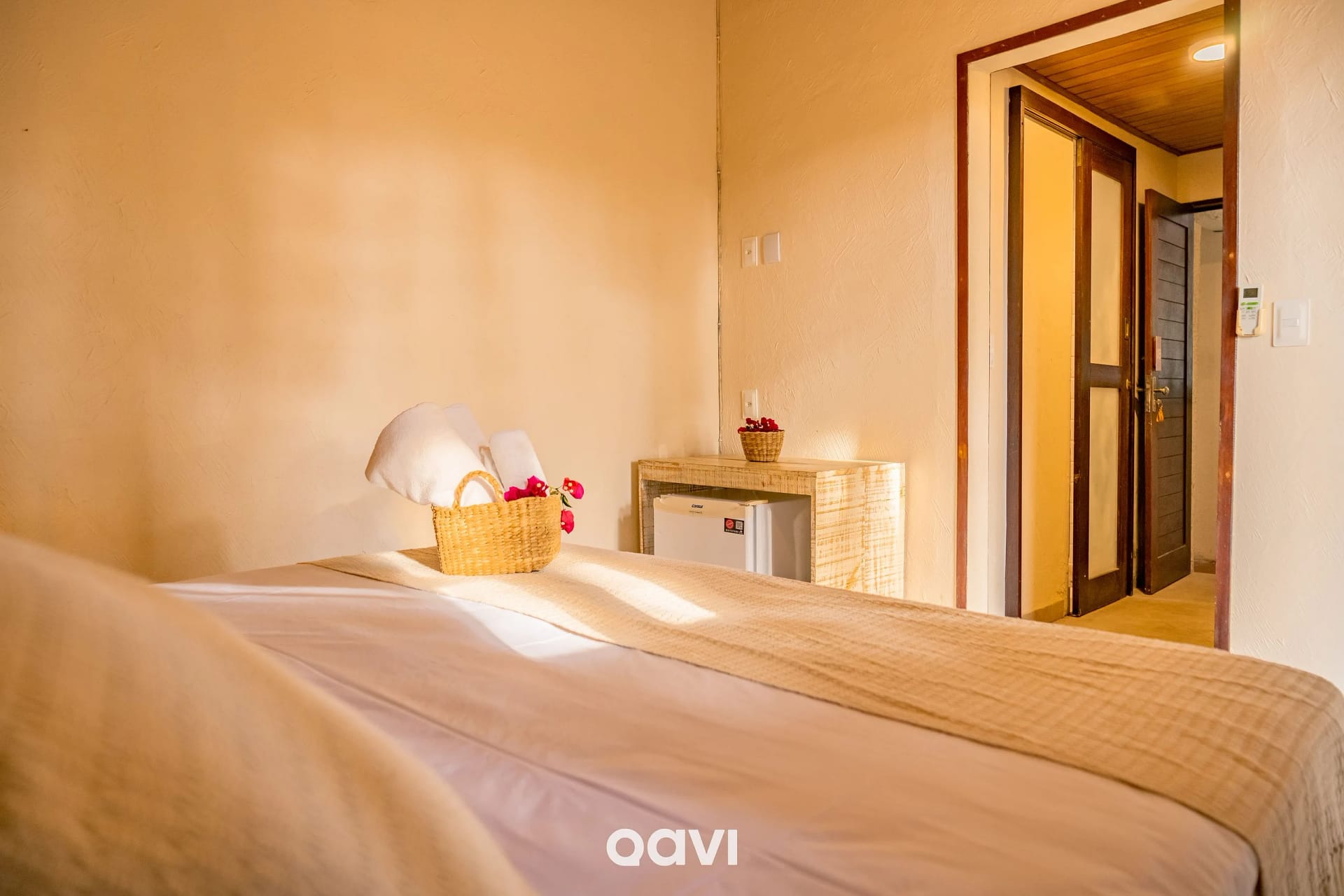 Quarto — Suíte Duplo Standard Almarina Pipa by QAVI