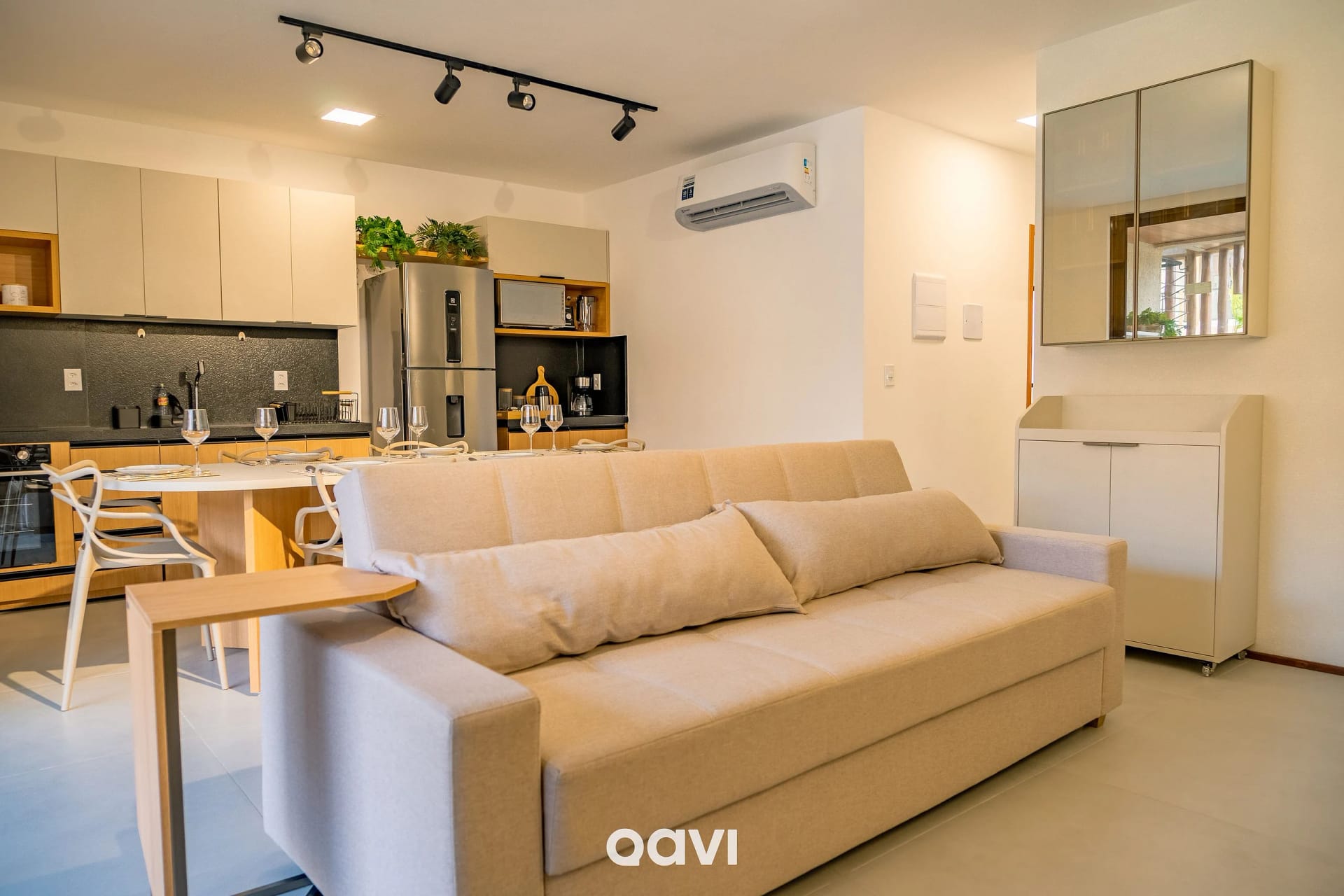 Sala de Estar — Apartamento Design Naay Tatuamunha by Qavi
