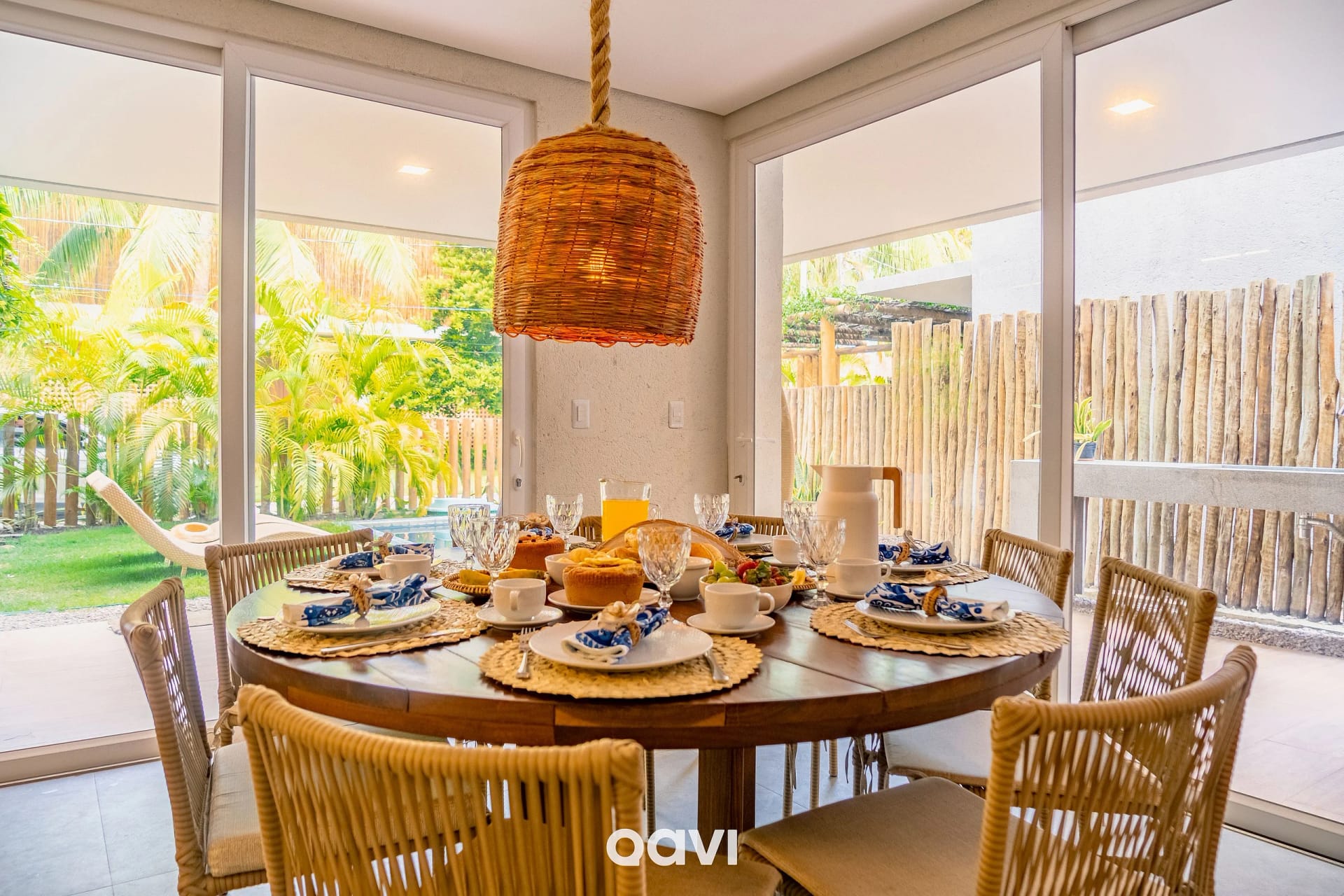 Sala de Jantar — Casa com Piscina em Cond Beira Mar Milagres Qavi